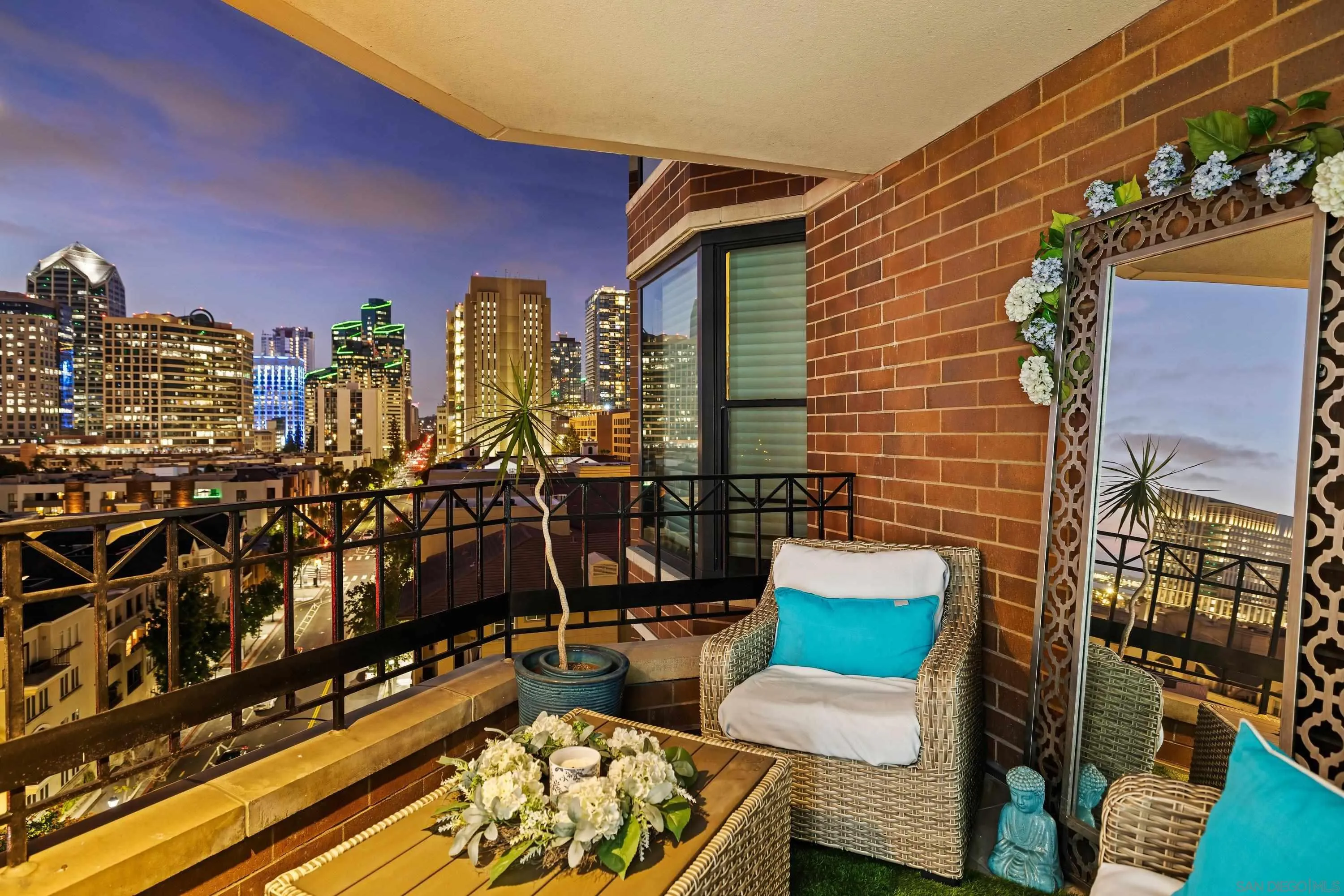 https://cdn.realtyfeed.com/cdn/127/260019566/356f07dbe01557fb2d445200fafed19f.webp