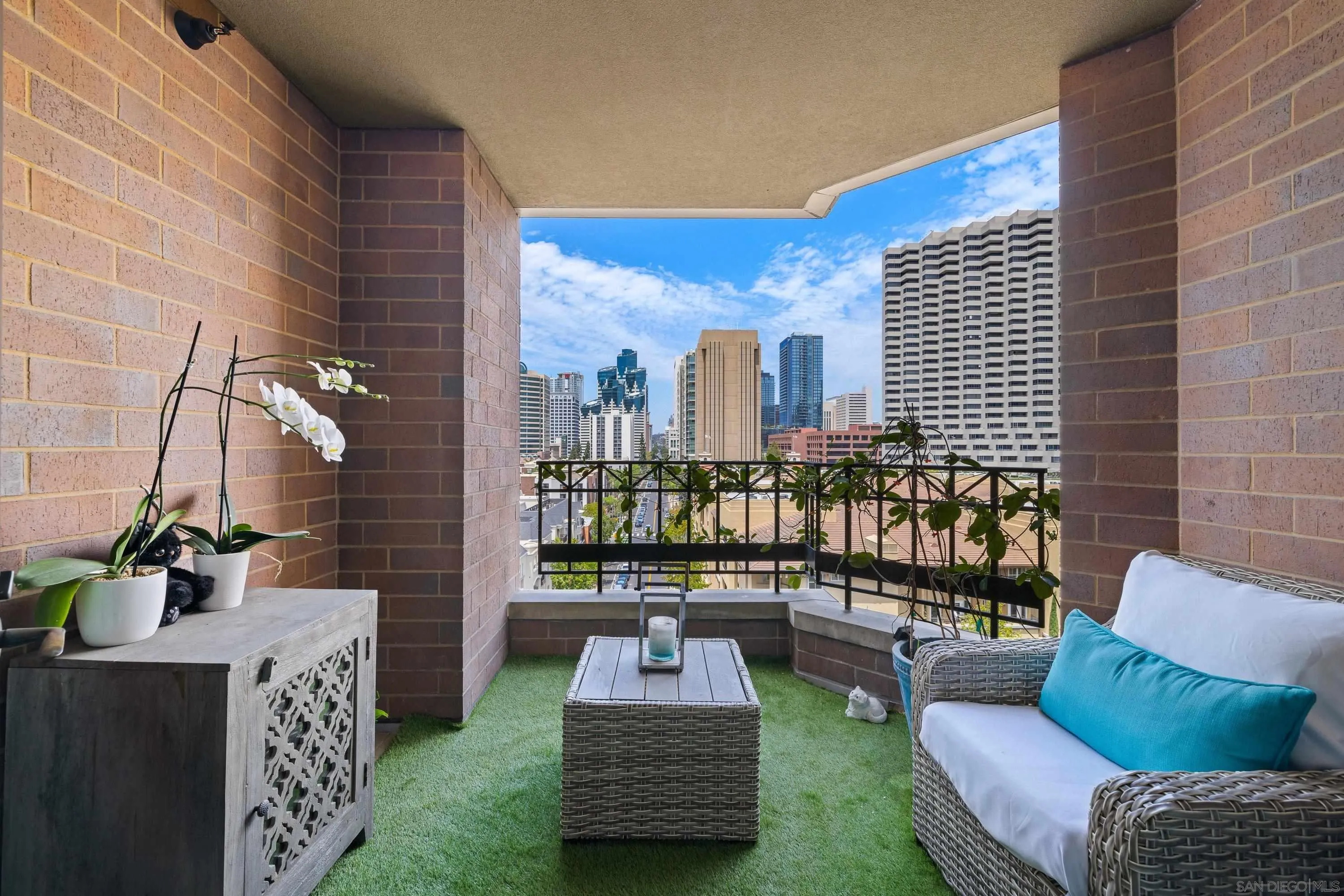 https://cdn.realtyfeed.com/cdn/127/260019566/94d05207c0920fed790a36c0cd51e787.webp