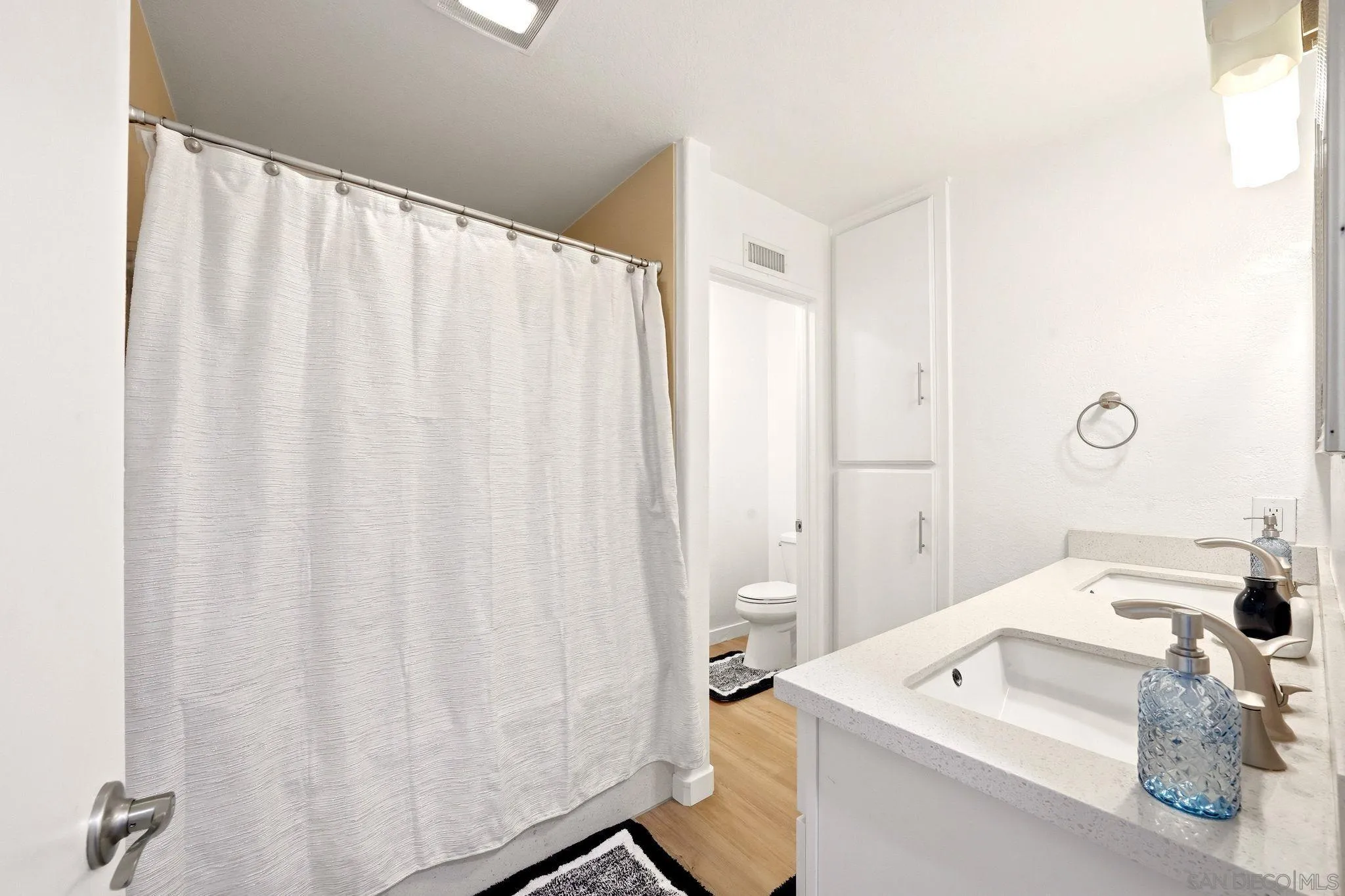 Photo #18: 260019567 Listing: Photo #18