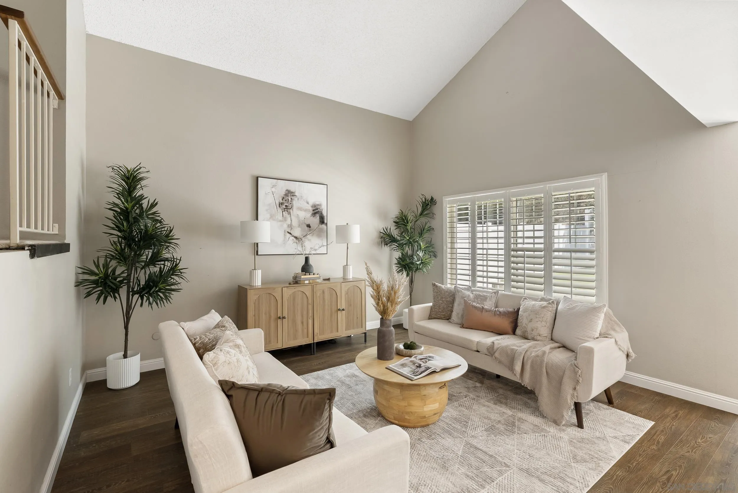 https://cdn.realtyfeed.com/cdn/127/260019568/7c28332b7bd32ee05d6862b711471530.webp