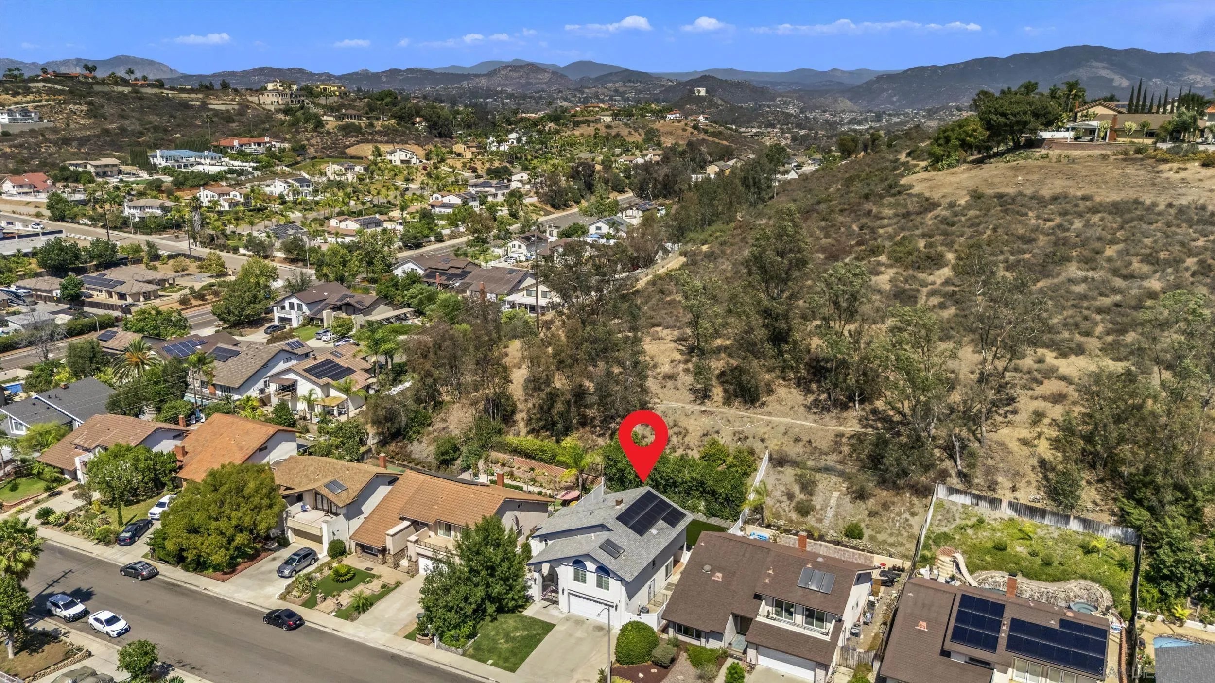https://cdn.realtyfeed.com/cdn/127/260019568/8365c5a6186c4901b976a3c4692a1b8b.webp