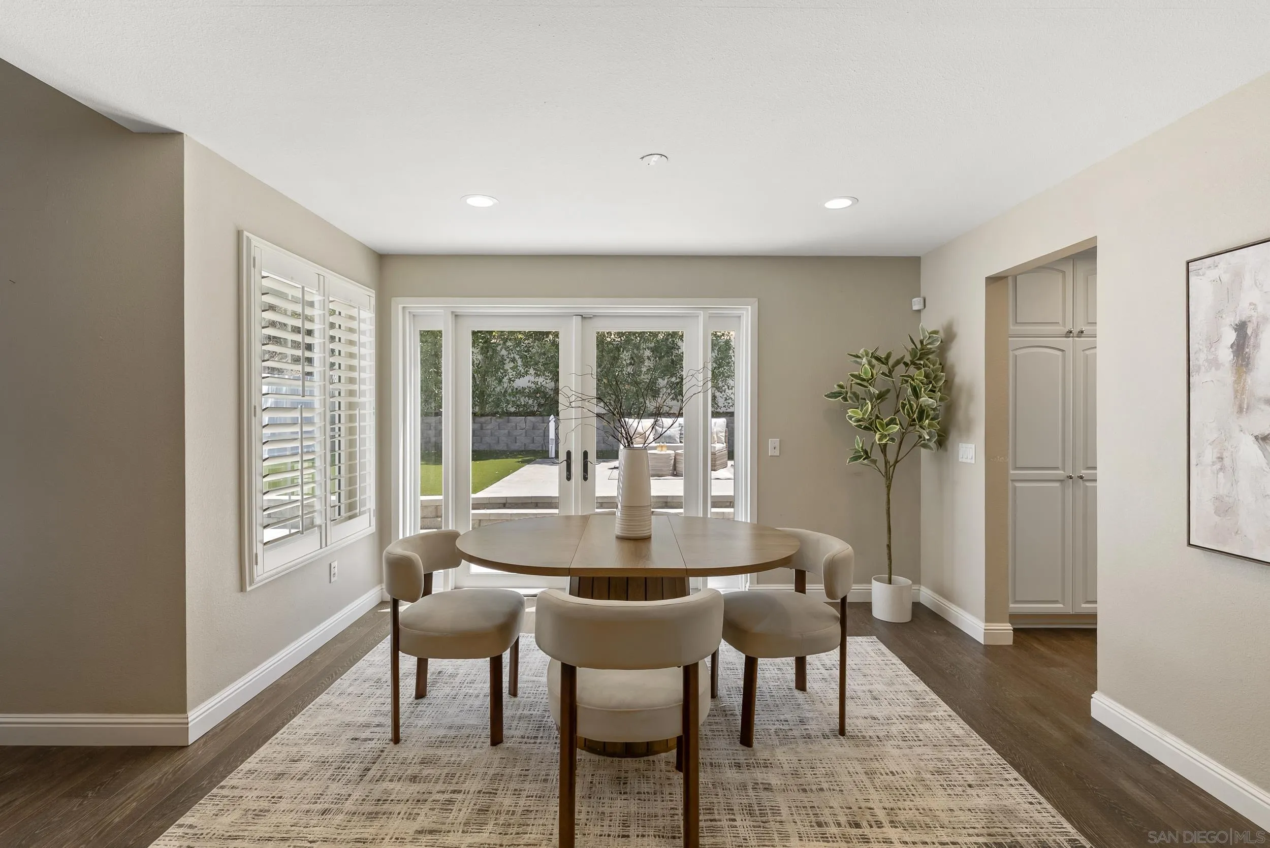 https://cdn.realtyfeed.com/cdn/127/260019568/c3ad27e95693f13df164f87d95cbb37b.webp