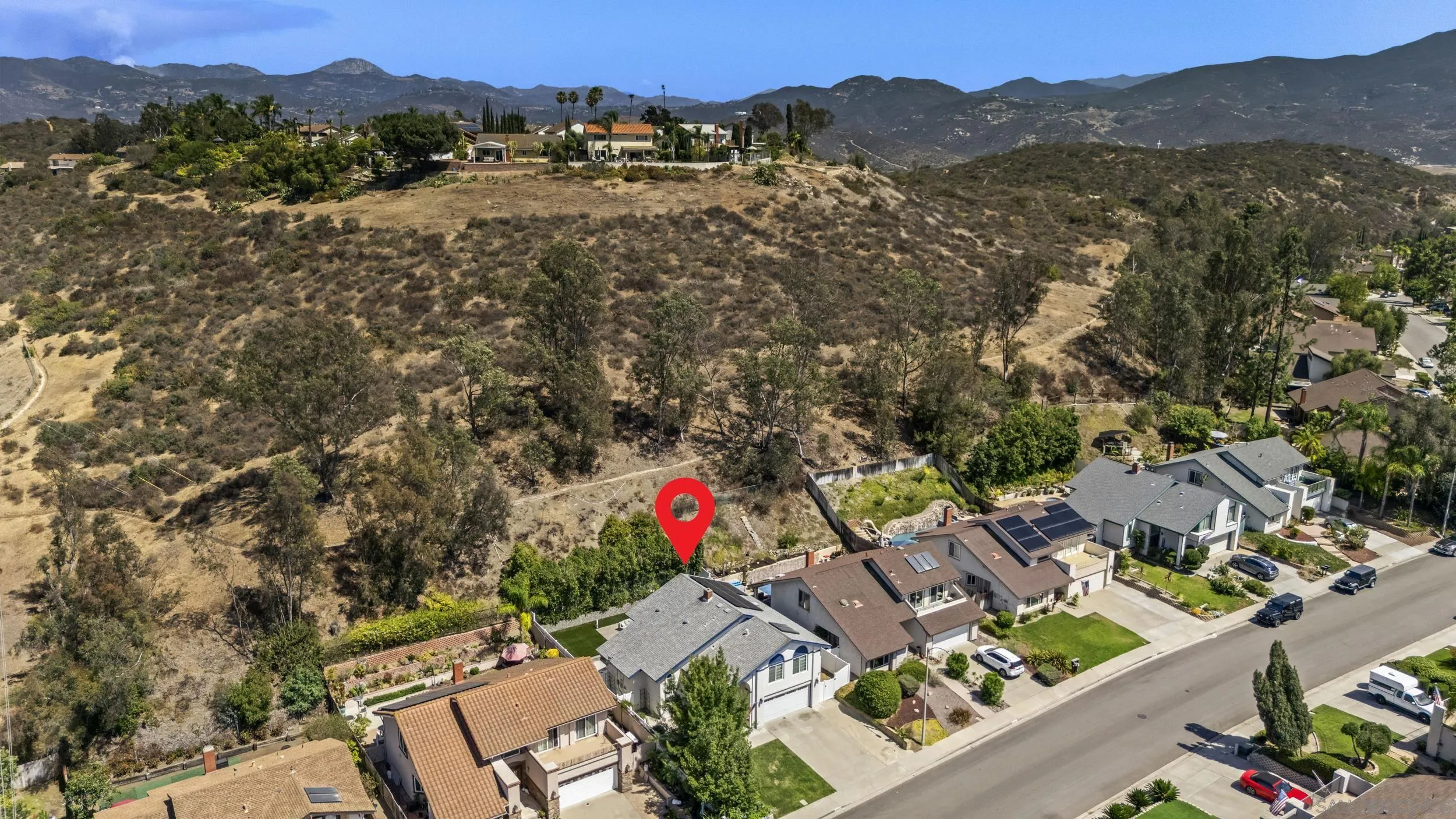 https://cdn.realtyfeed.com/cdn/127/260019568/da309eecf4eb37b91aecbc4cec4ad4ce.webp
