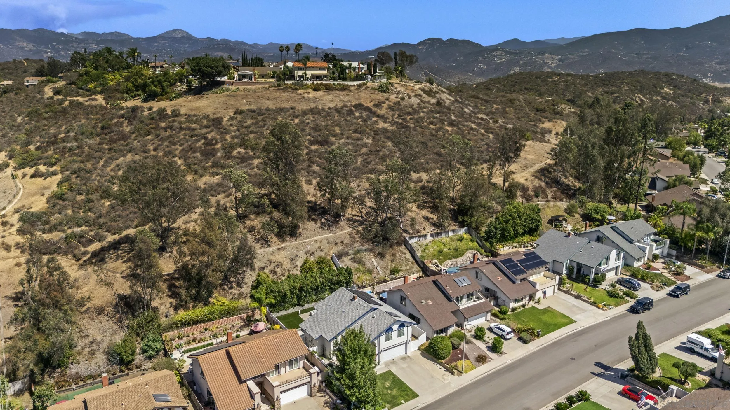 https://cdn.realtyfeed.com/cdn/127/260019568/e07f79ef9ceb8b13510b990568b81dbb.webp