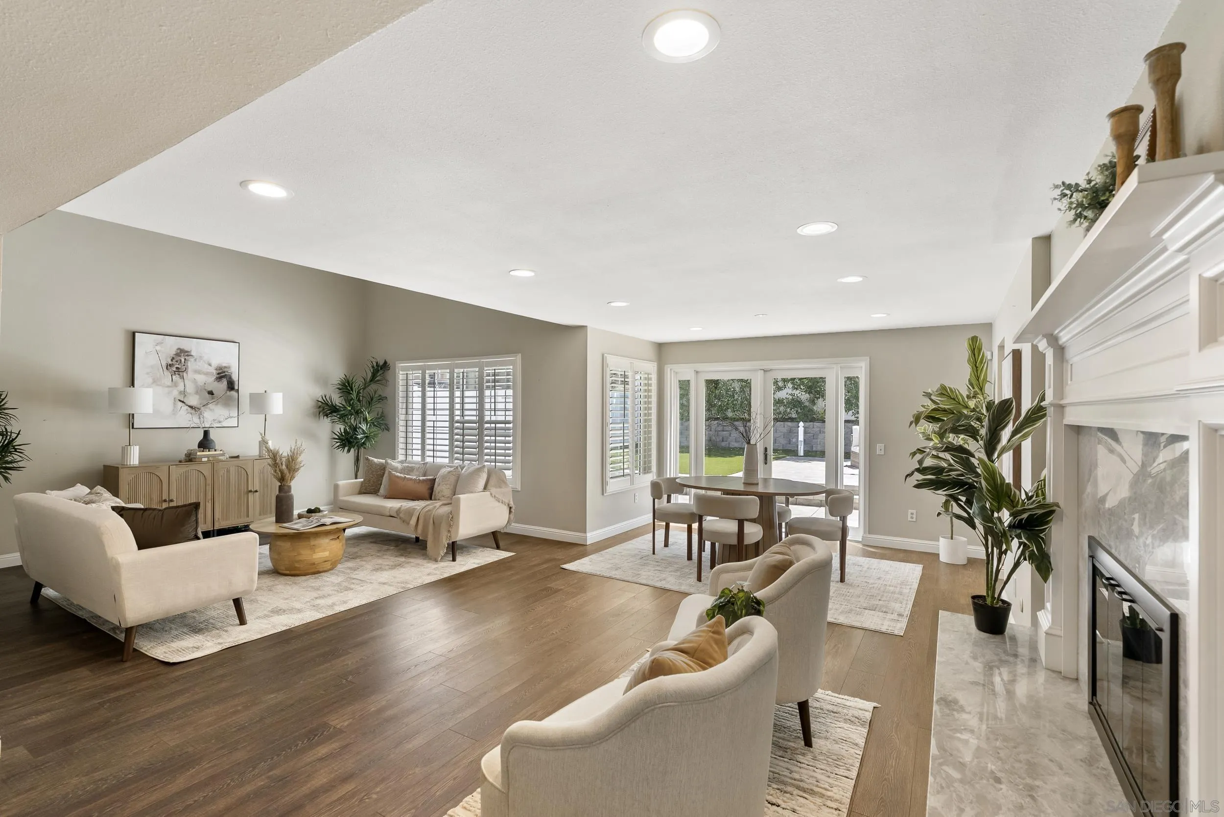 https://cdn.realtyfeed.com/cdn/127/260019568/feec37e647e6ef2705e2893c52c5236d.webp