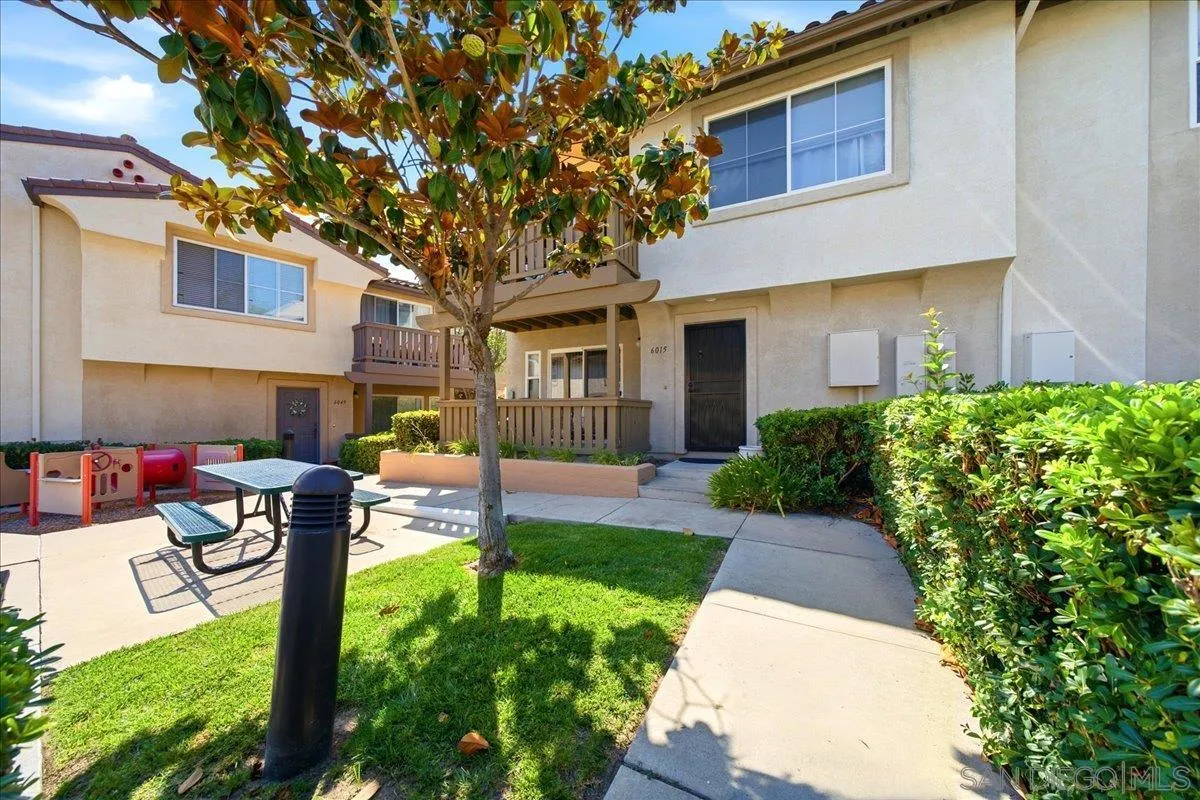 6015 Paseo Salinero, Carlsbad, CA 92009 - Main photo, Carlsbad, CA