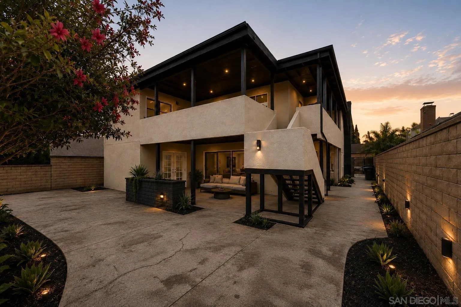 https://cdn.realtyfeed.com/cdn/127/260019572/26e24d51b4f9c8332fb2ef308bdfef9c.webp