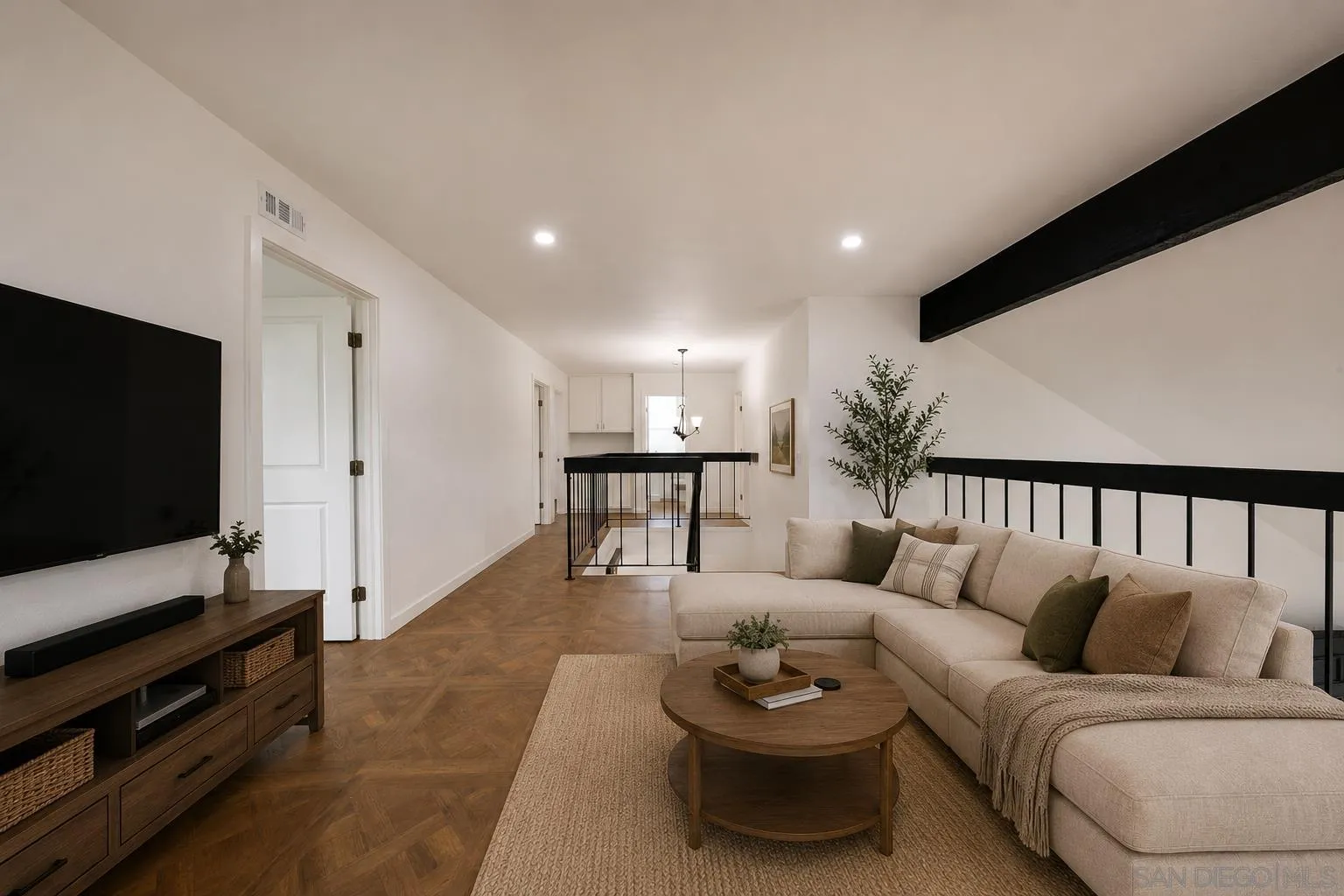 https://cdn.realtyfeed.com/cdn/127/260019572/e02fd0e9bd4e1b43e3ddf2266b9dc958.webp