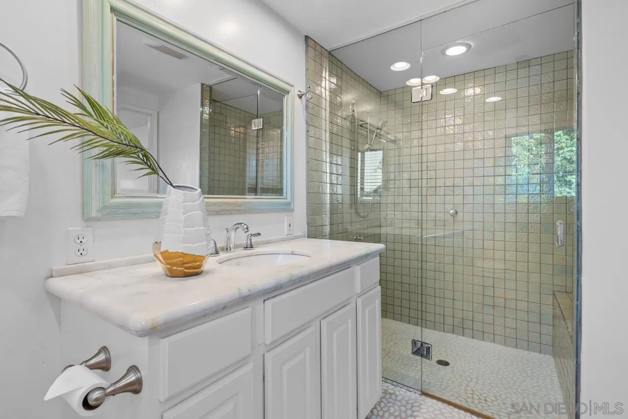 https://cdn.realtyfeed.com/cdn/127/260019574/458067ada4bda40ac911ac415d05c916.webp