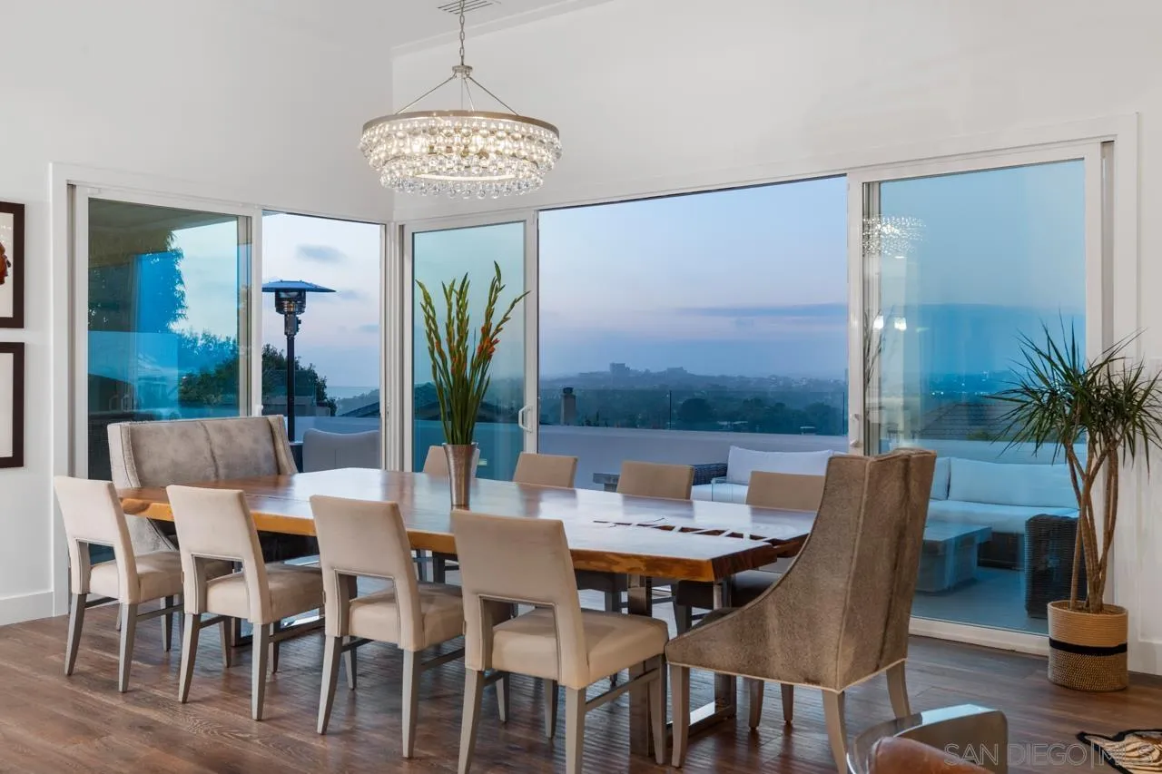 https://cdn.realtyfeed.com/cdn/127/260019575/34374e48414bbd184764bbf0649bef32.webp
