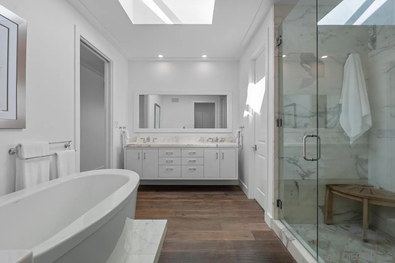 https://cdn.realtyfeed.com/cdn/127/260019575/4884f5aab5a2b80d3bc9121d38fb81f9.webp