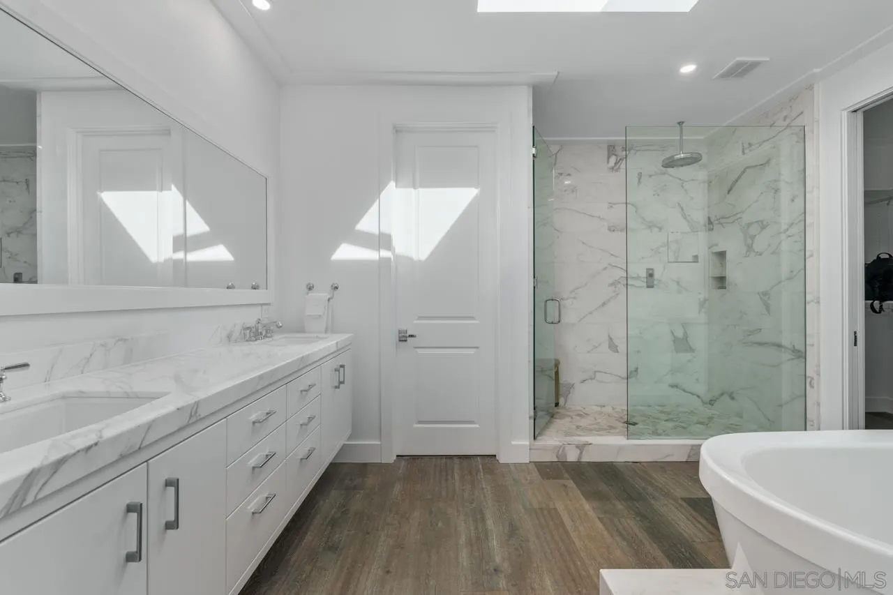 https://cdn.realtyfeed.com/cdn/127/260019575/5a6fa0c12deca6af106796d3a30c754e.webp