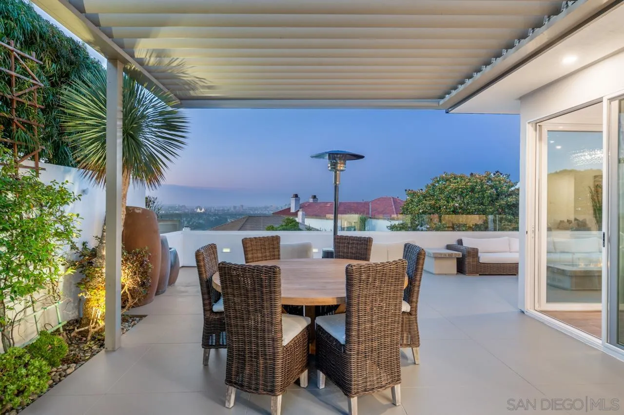 https://cdn.realtyfeed.com/cdn/127/260019575/696aa2b8a640e011906818bf385bb678.webp