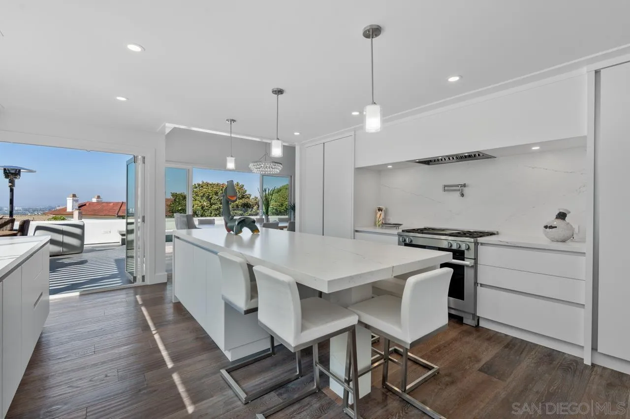 https://cdn.realtyfeed.com/cdn/127/260019575/a2bf66e6d9121b29193c11ac8fe7dbe9.webp