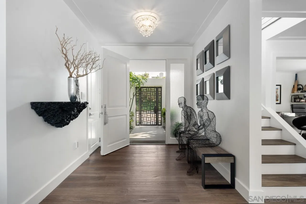 https://cdn.realtyfeed.com/cdn/127/260019575/f388094ba72b306f3e3d494bf9186212.webp