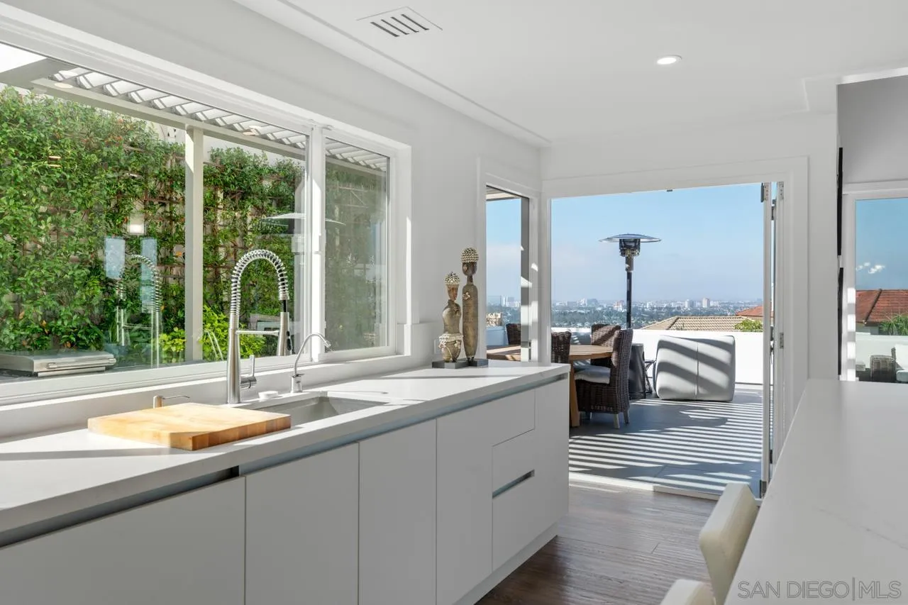 https://cdn.realtyfeed.com/cdn/127/260019575/f9839f33899874d38fa1ba23871d66bd.webp
