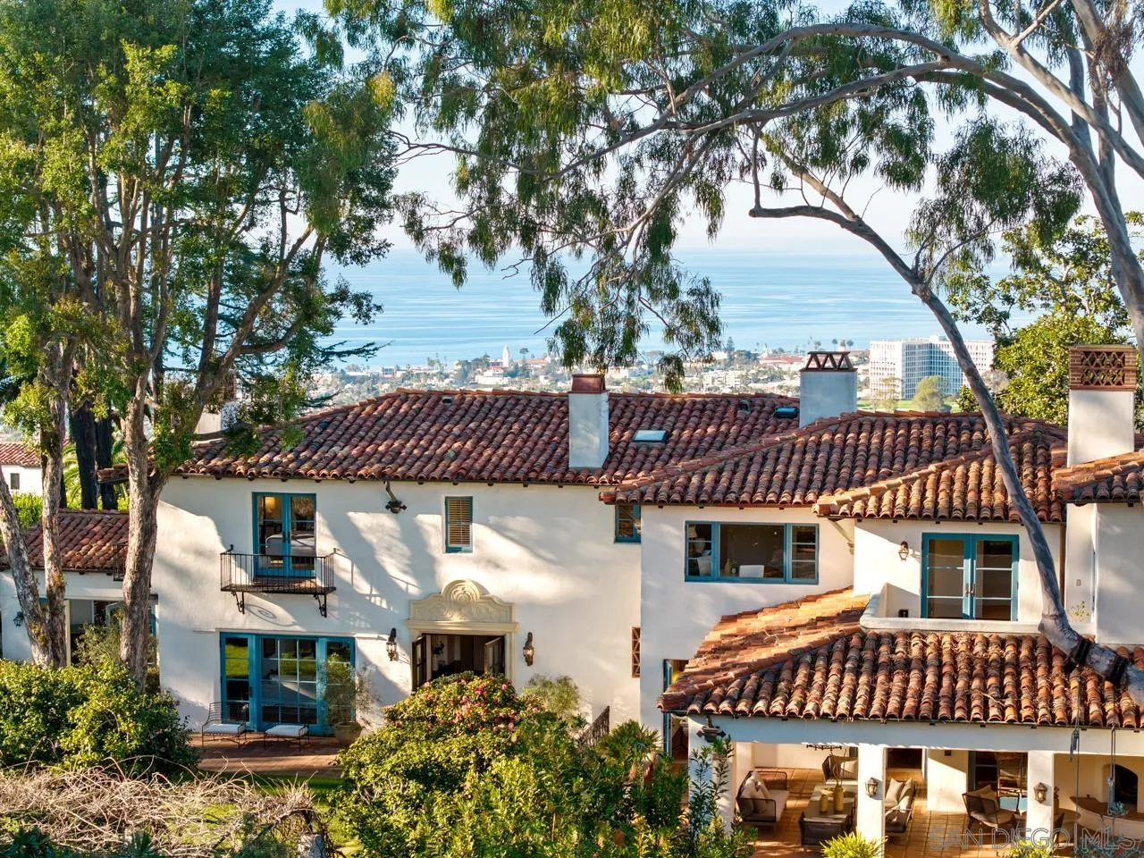 https://cdn.realtyfeed.com/cdn/127/260019577/18d75a0f213bdce3e0391a86fdc76d71.webp