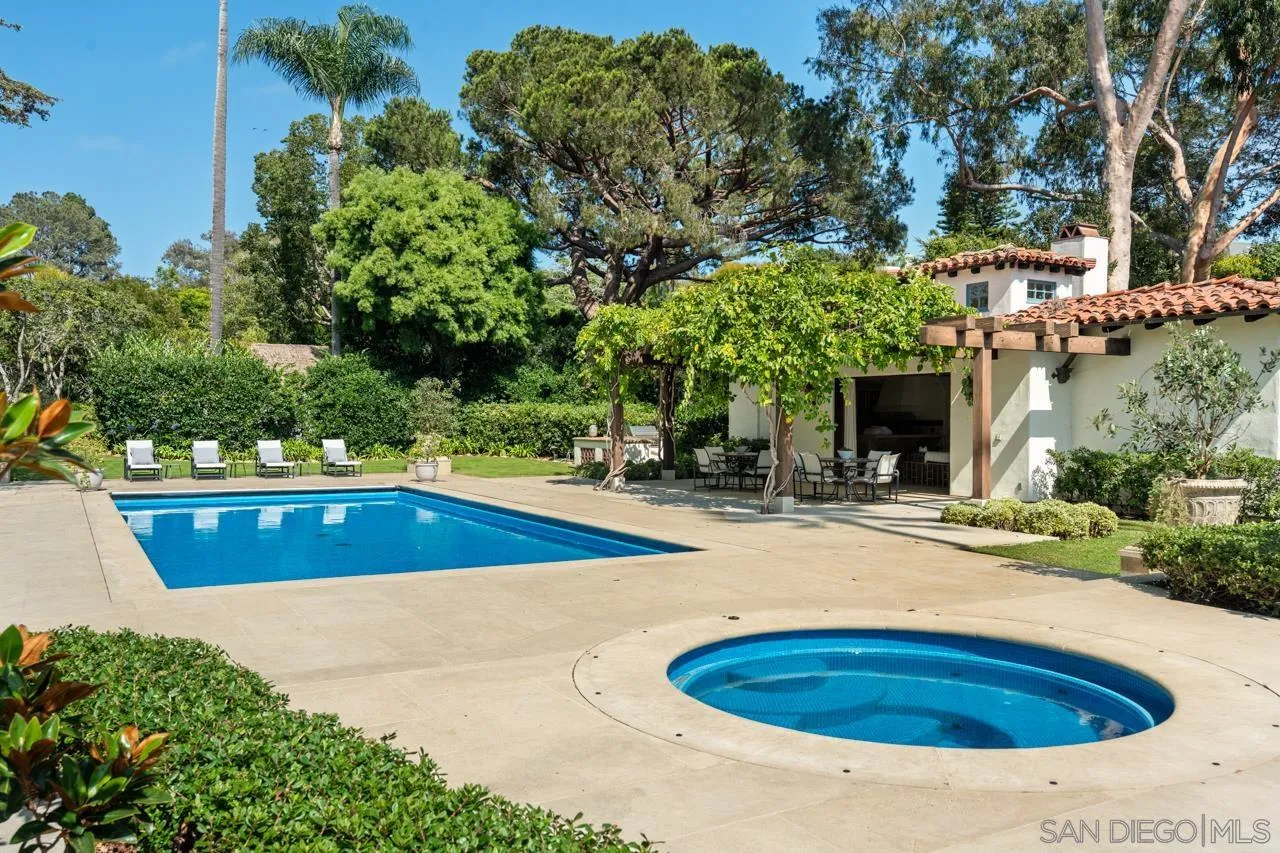 https://cdn.realtyfeed.com/cdn/127/260019577/4330ec908353e30b26107f2884d2d6d0.webp