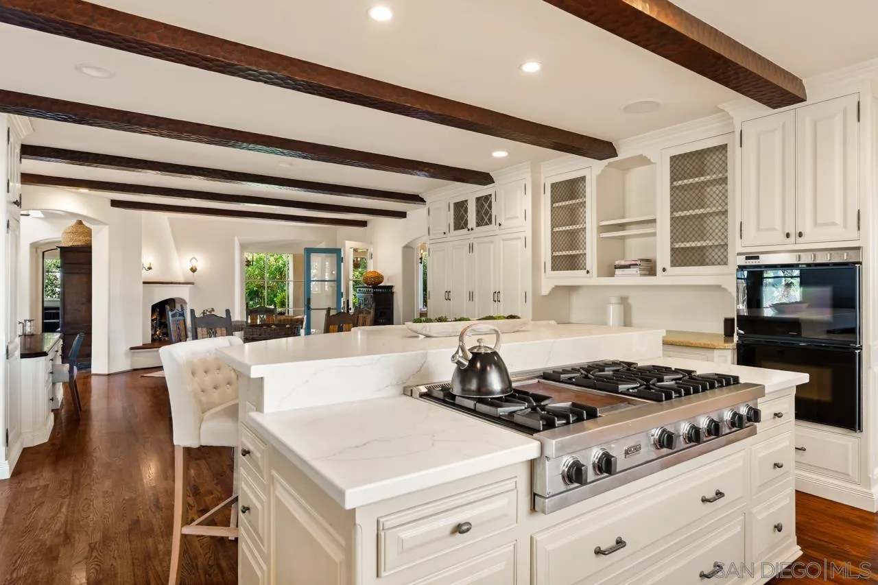 https://cdn.realtyfeed.com/cdn/127/260019577/630334c32971e44f5fa00cde37ff4bc4.webp