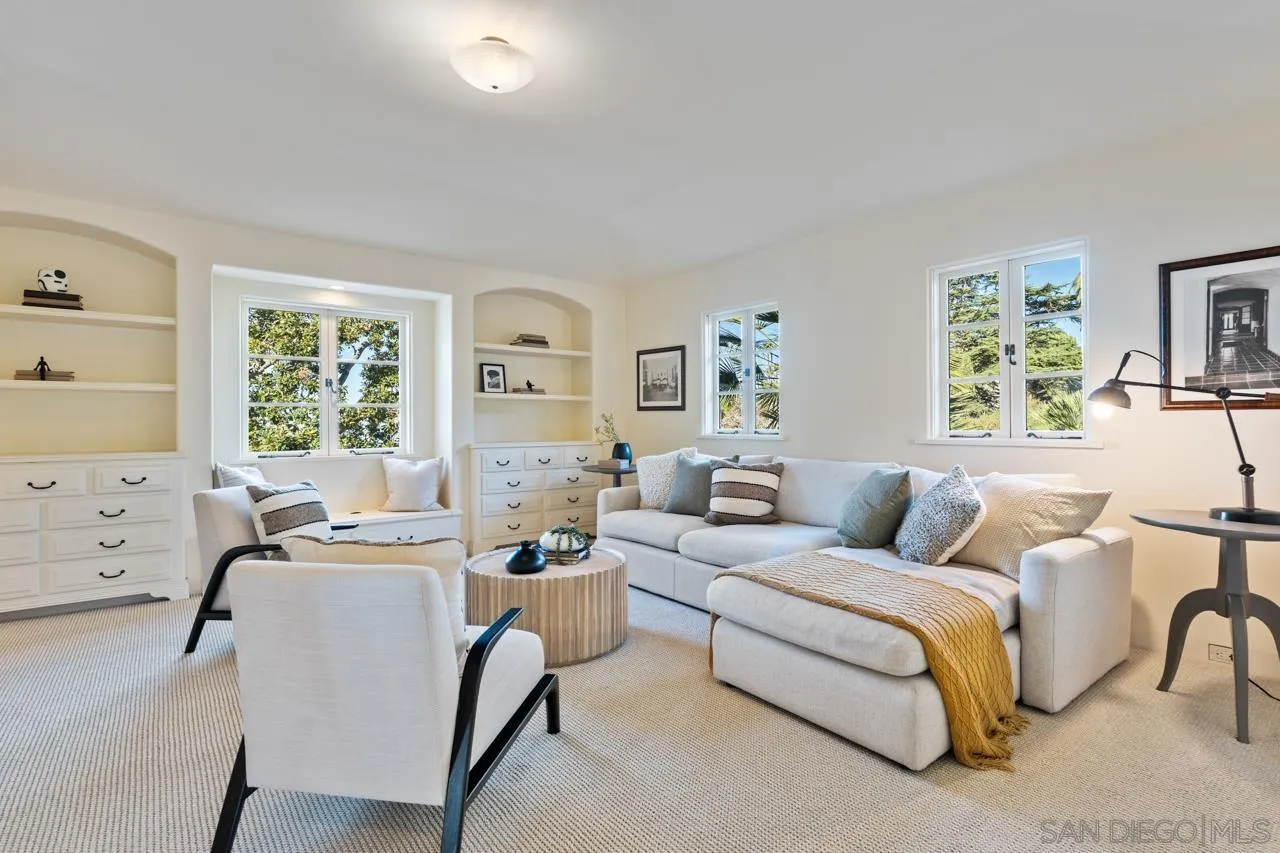https://cdn.realtyfeed.com/cdn/127/260019577/8d870f3b17819ce265d26909ae4a1076.webp