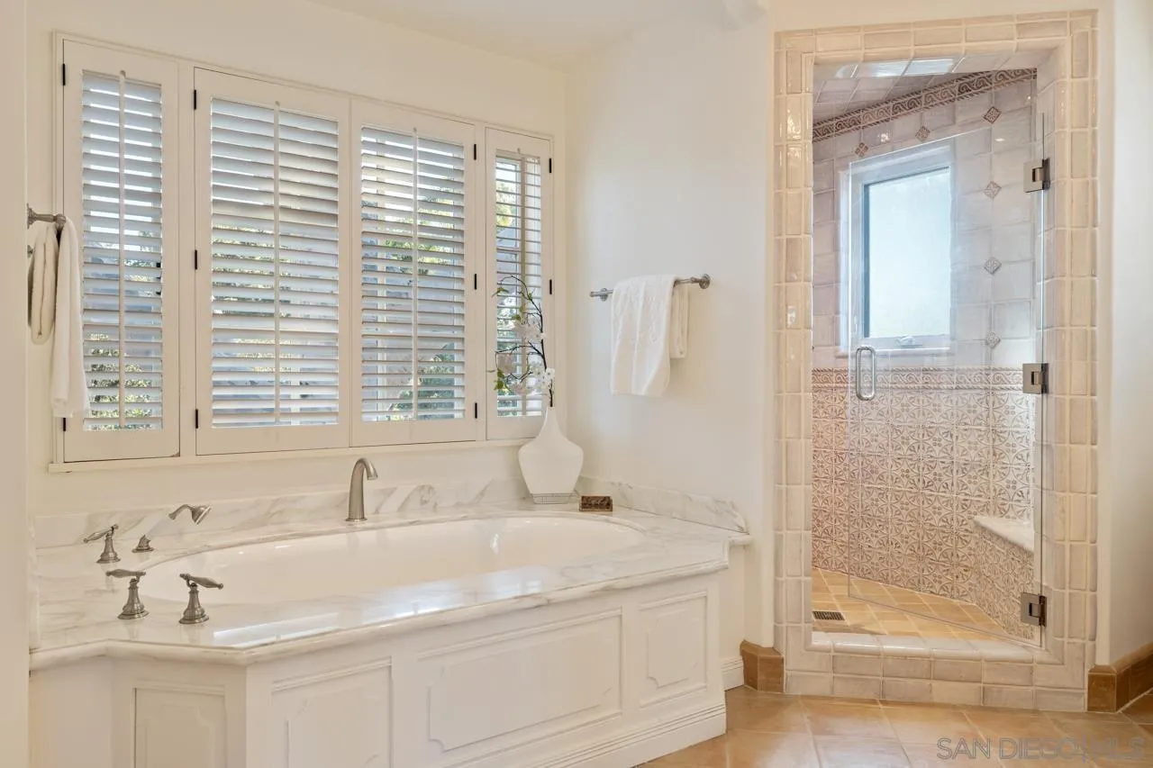 https://cdn.realtyfeed.com/cdn/127/260019577/a0ecf70007d4c2f0e56f6199ad35861c.webp