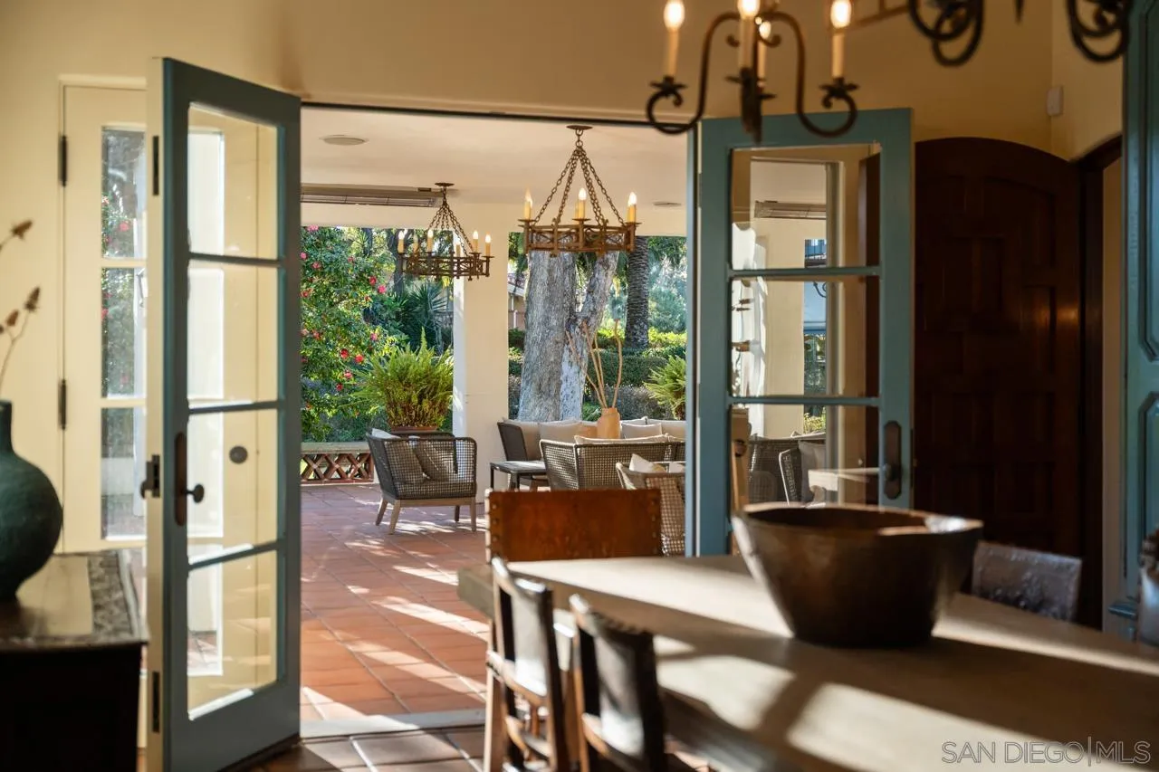 https://cdn.realtyfeed.com/cdn/127/260019577/fe2a8f9f43b042762abca411f072bd55.webp
