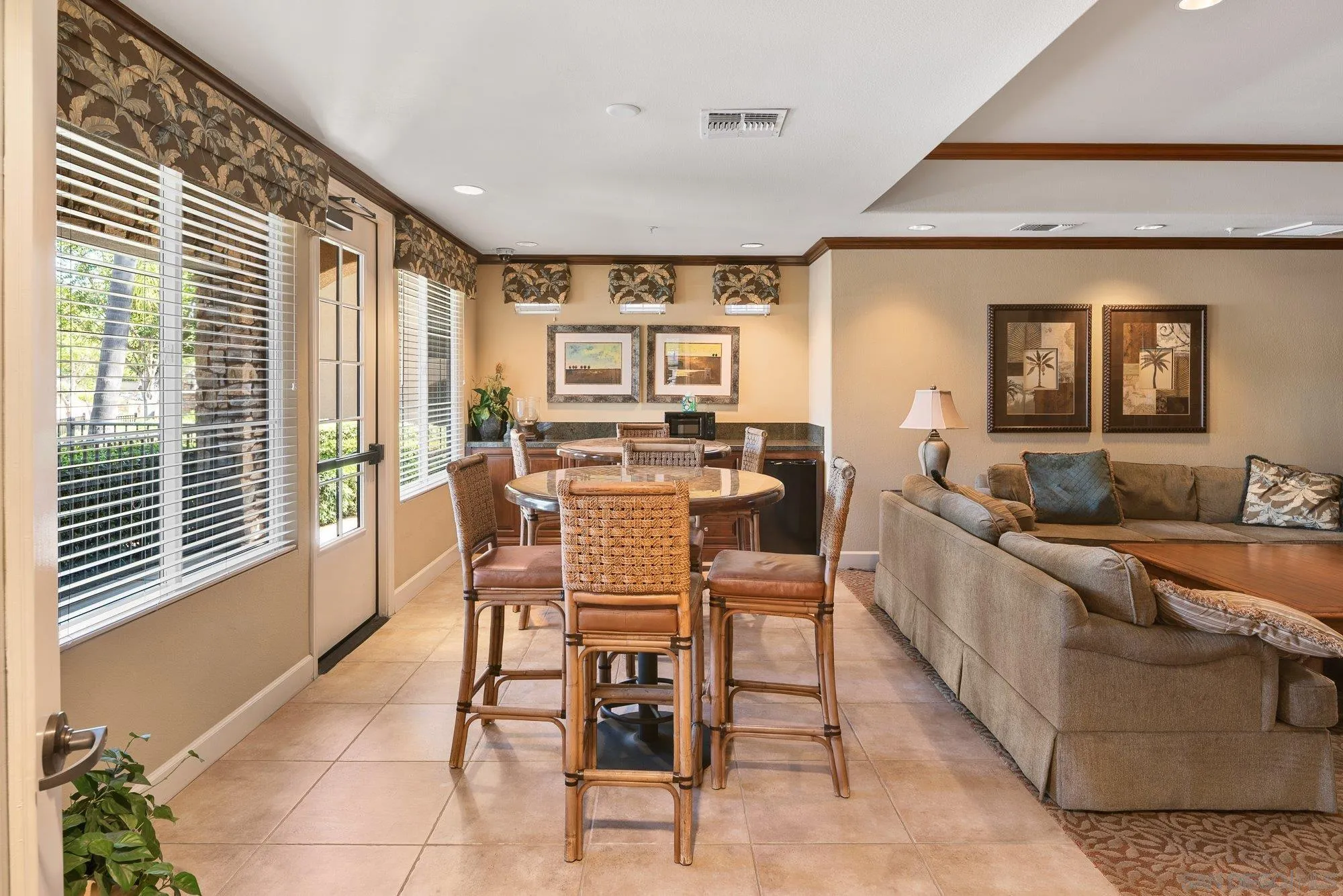 Photo #40: 260019578 Listing: Photo #40