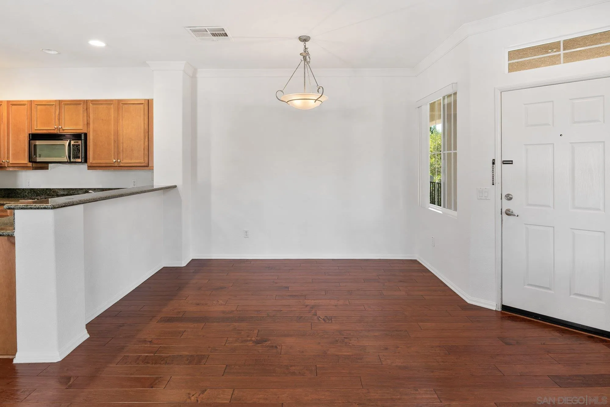 Photo #16: 260019578 Listing: Photo #16