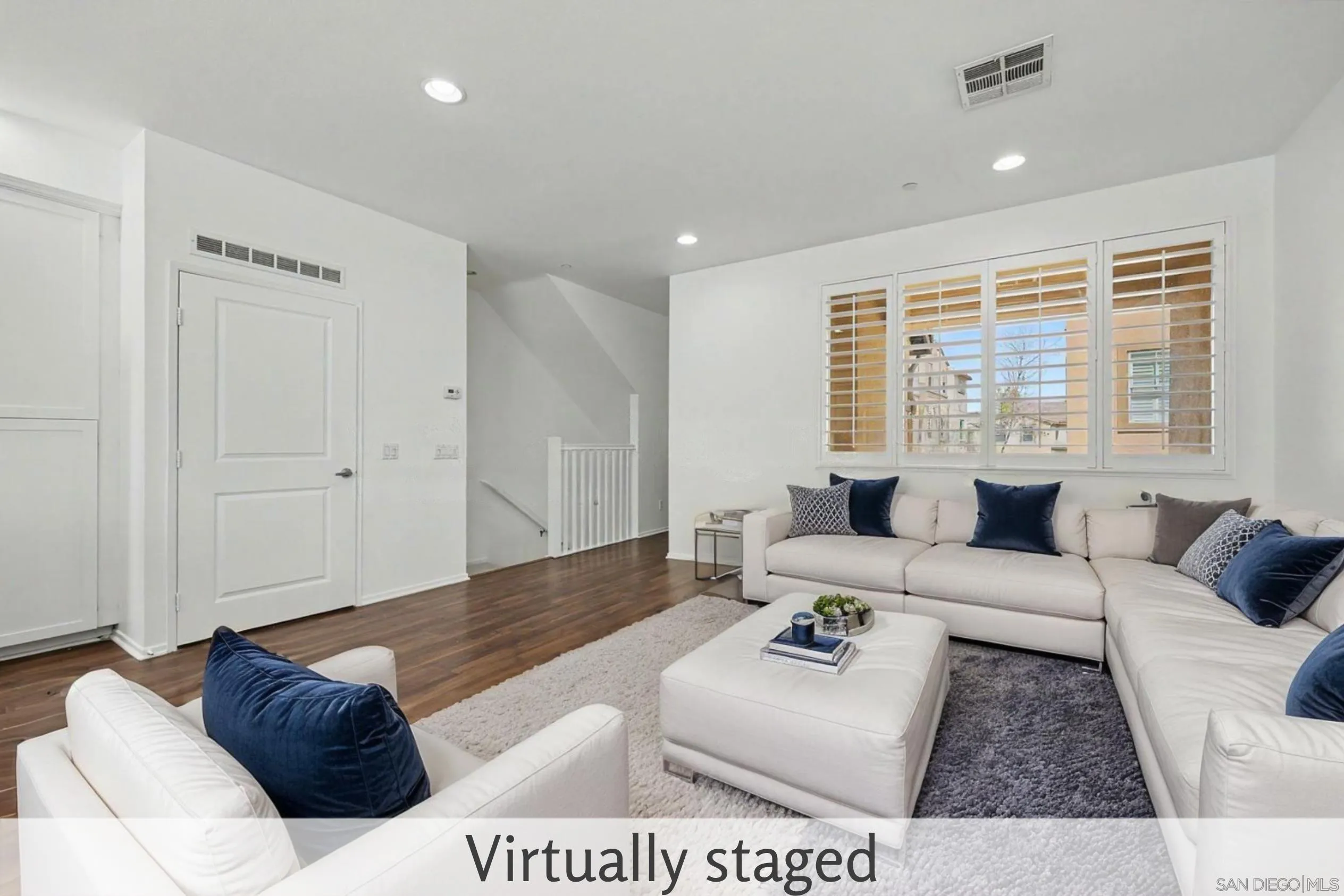 https://cdn.realtyfeed.com/cdn/127/260019583/10894aacc1d0cf93a760e028538ed991.webp