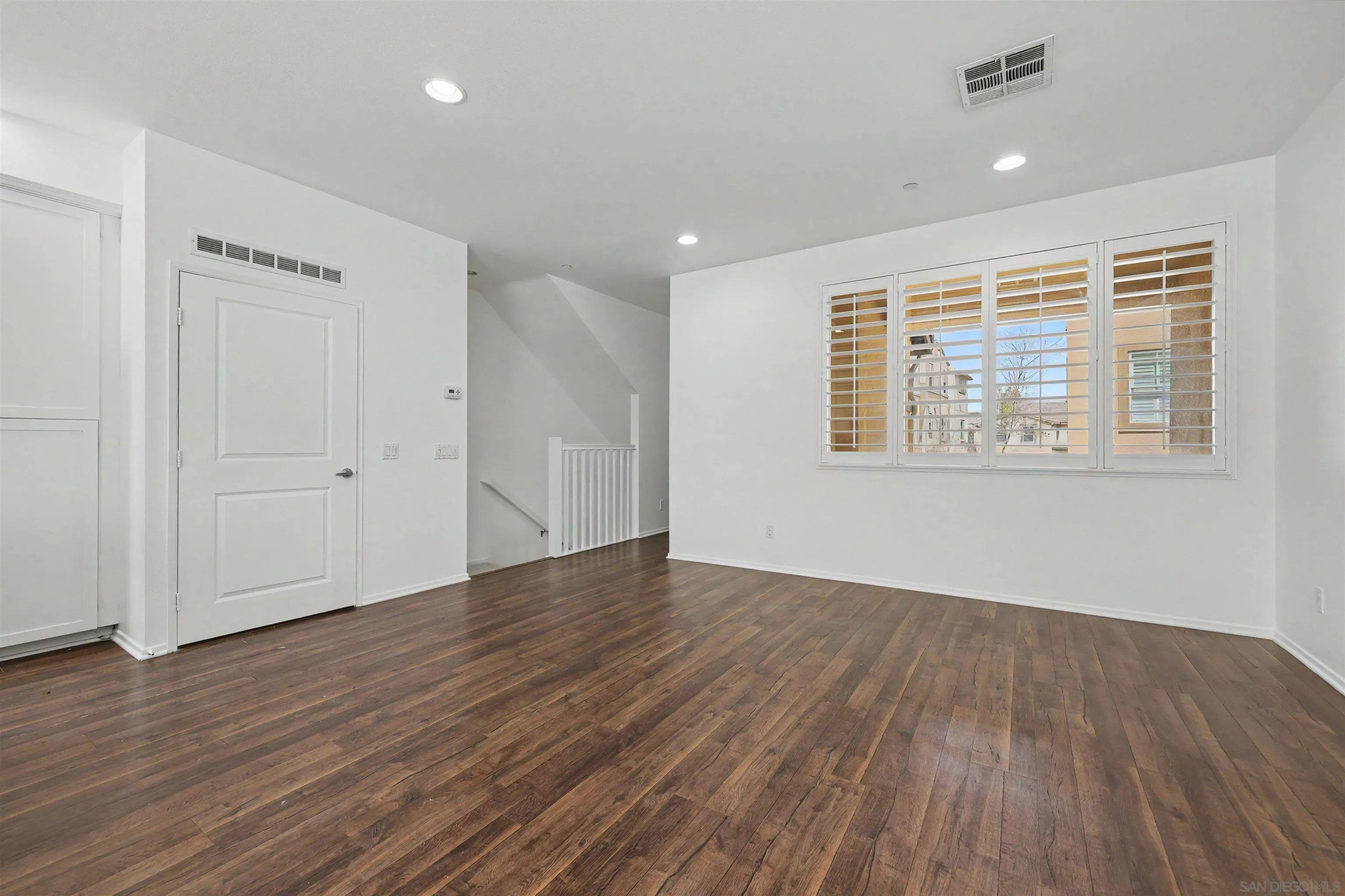 Photo #10: 260019583 Listing: Photo #10