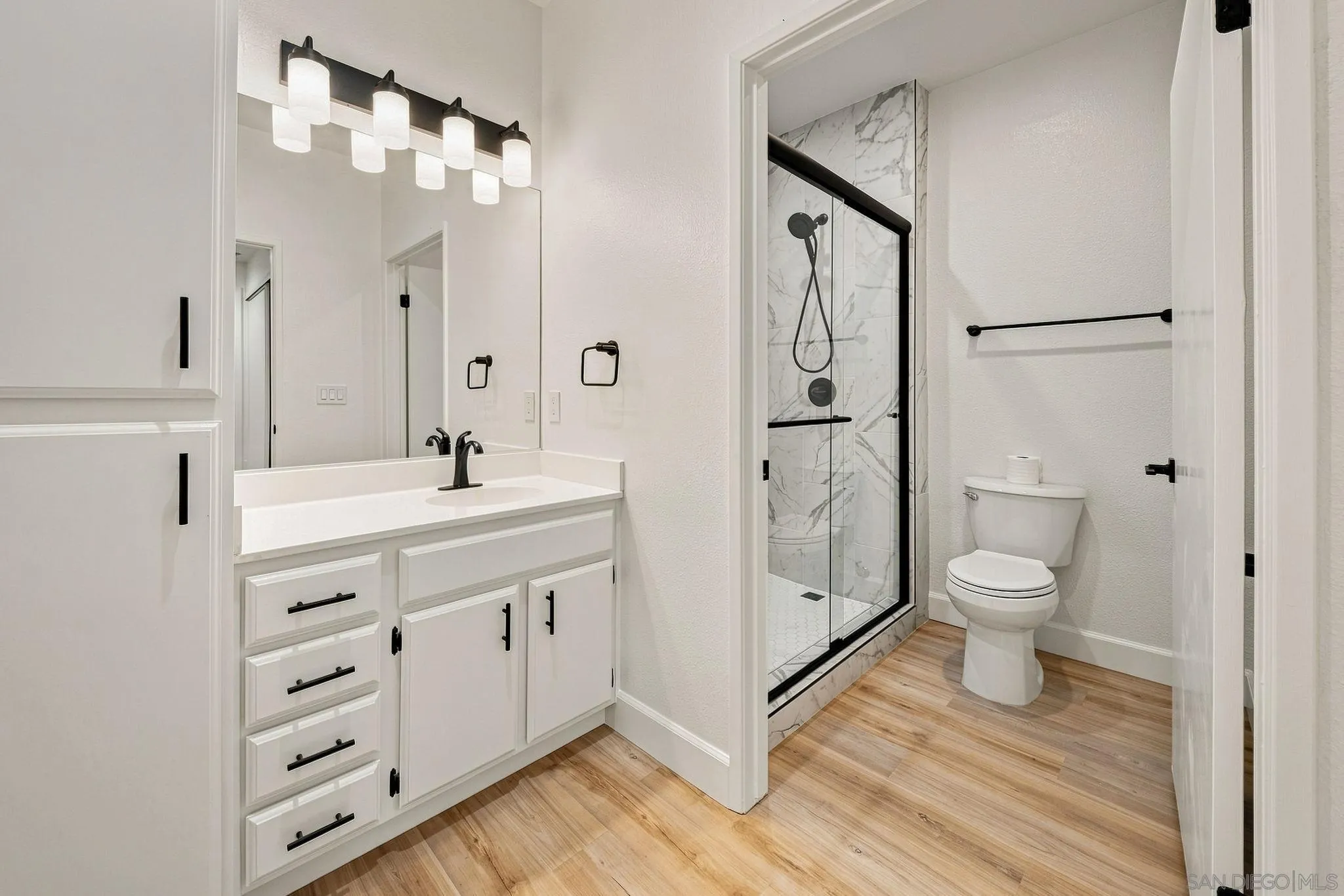 Photo #7: 260019584 Listing: Photo #7