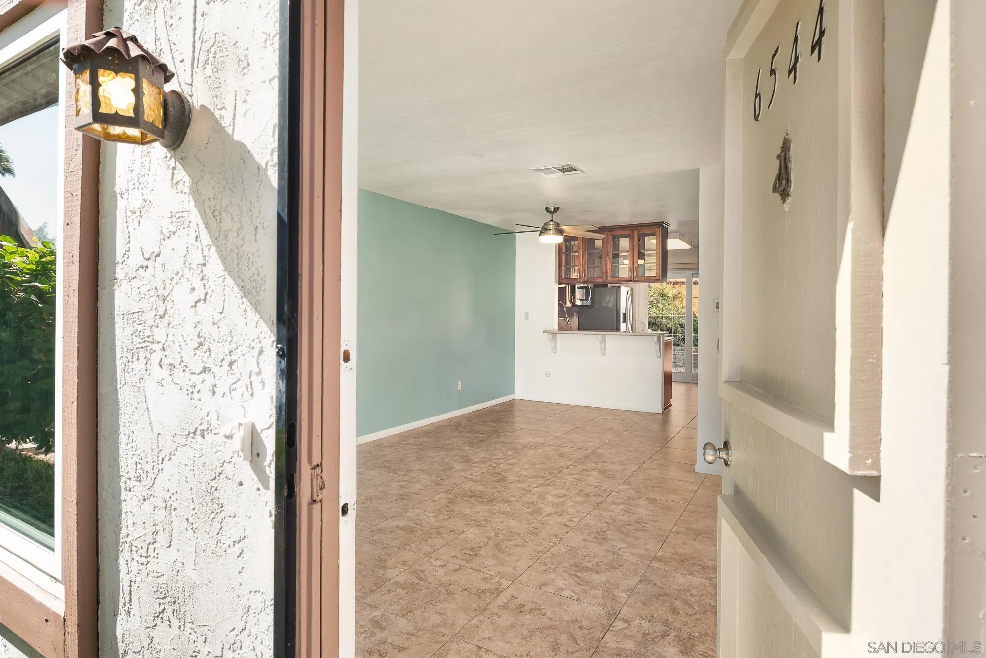 Photo #8: 260019586 Listing: Photo #8