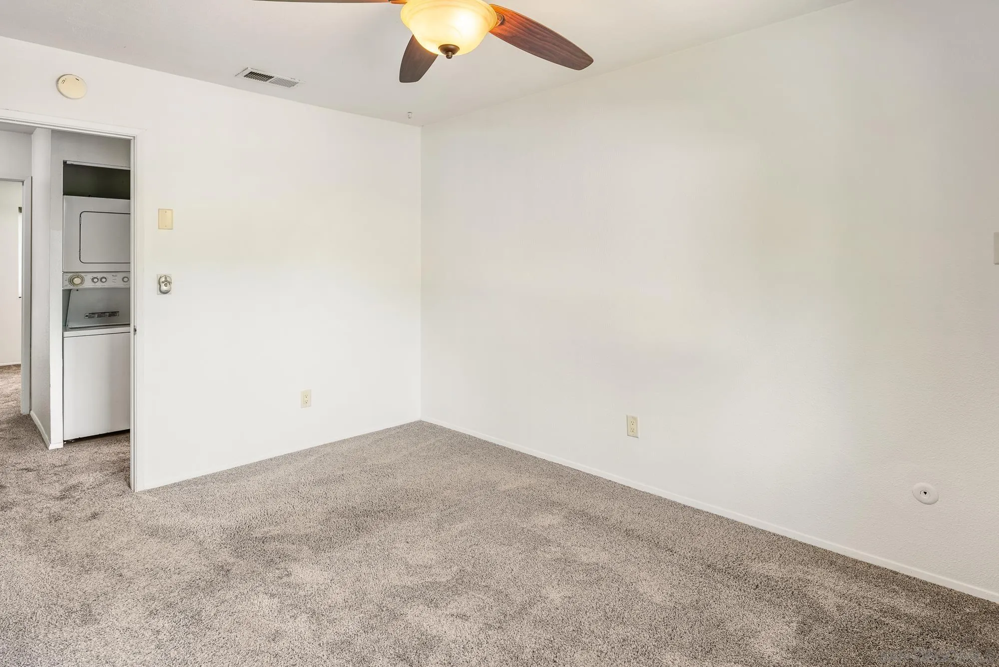 Photo #19: 260019586 Listing: Photo #19