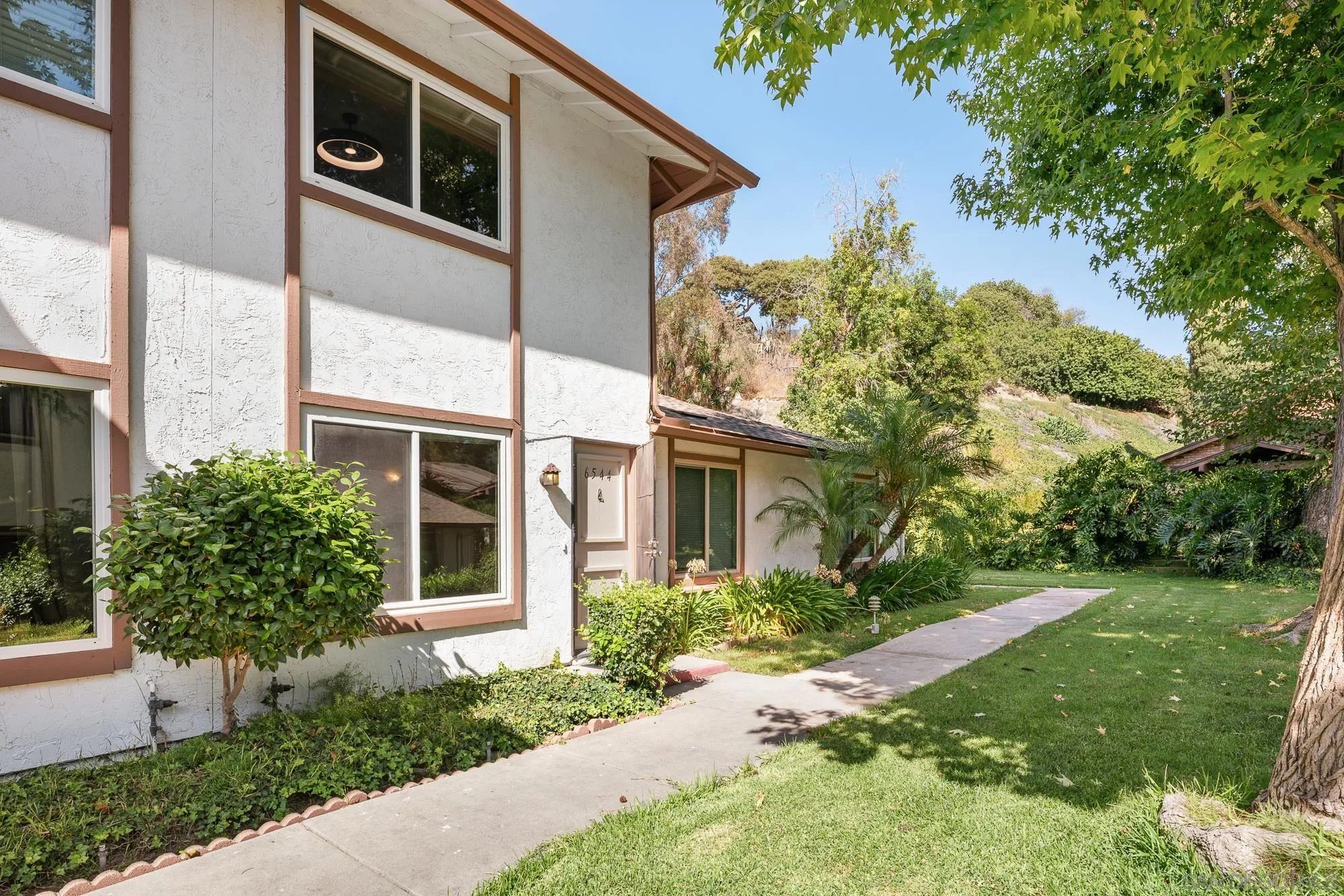 6544 Bell Bluff, San Diego, CA 92119 - Photo 5 of 43, San Diego, CA