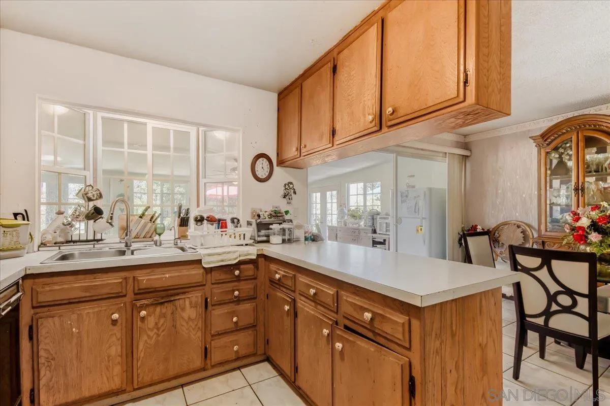 https://cdn.realtyfeed.com/cdn/127/260019589/a44f7a3b73907e5d8a7a325a21d522f9.webp