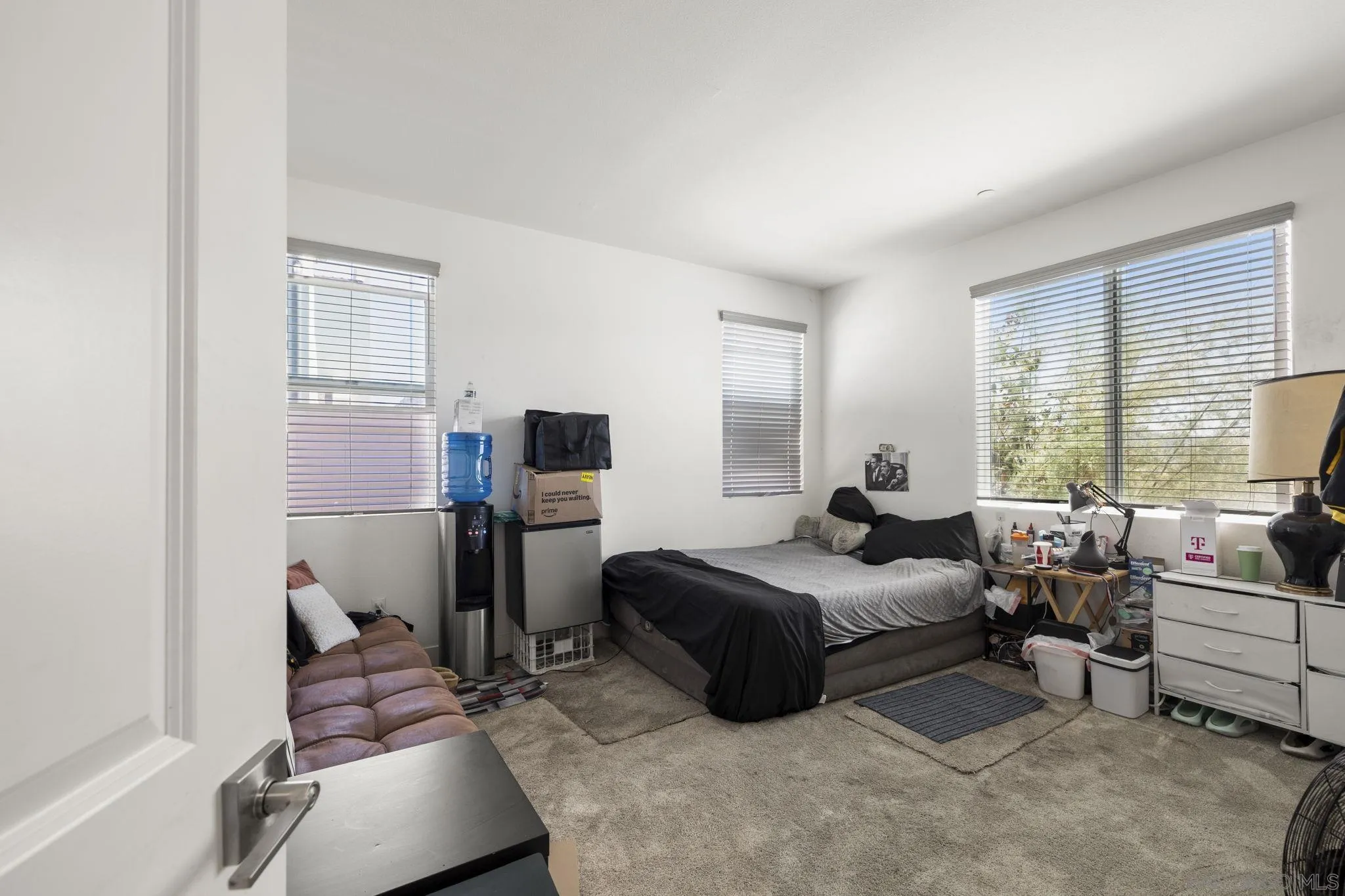 https://cdn.realtyfeed.com/cdn/127/260019590/0b10a562837892d074e440552127f4f8.webp