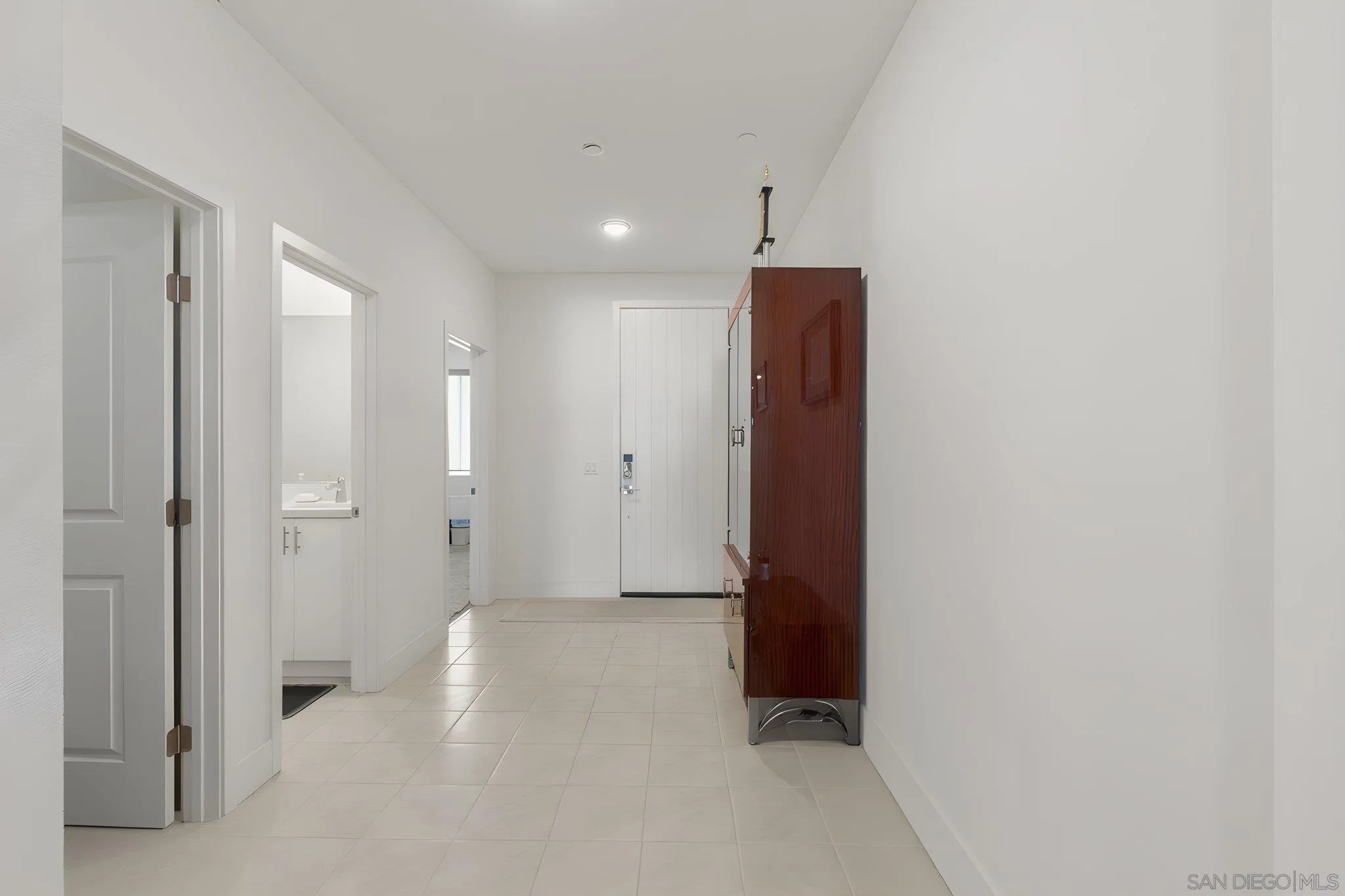 https://cdn.realtyfeed.com/cdn/127/260019590/0c6fb31180cd189b47226d091595c223.webp