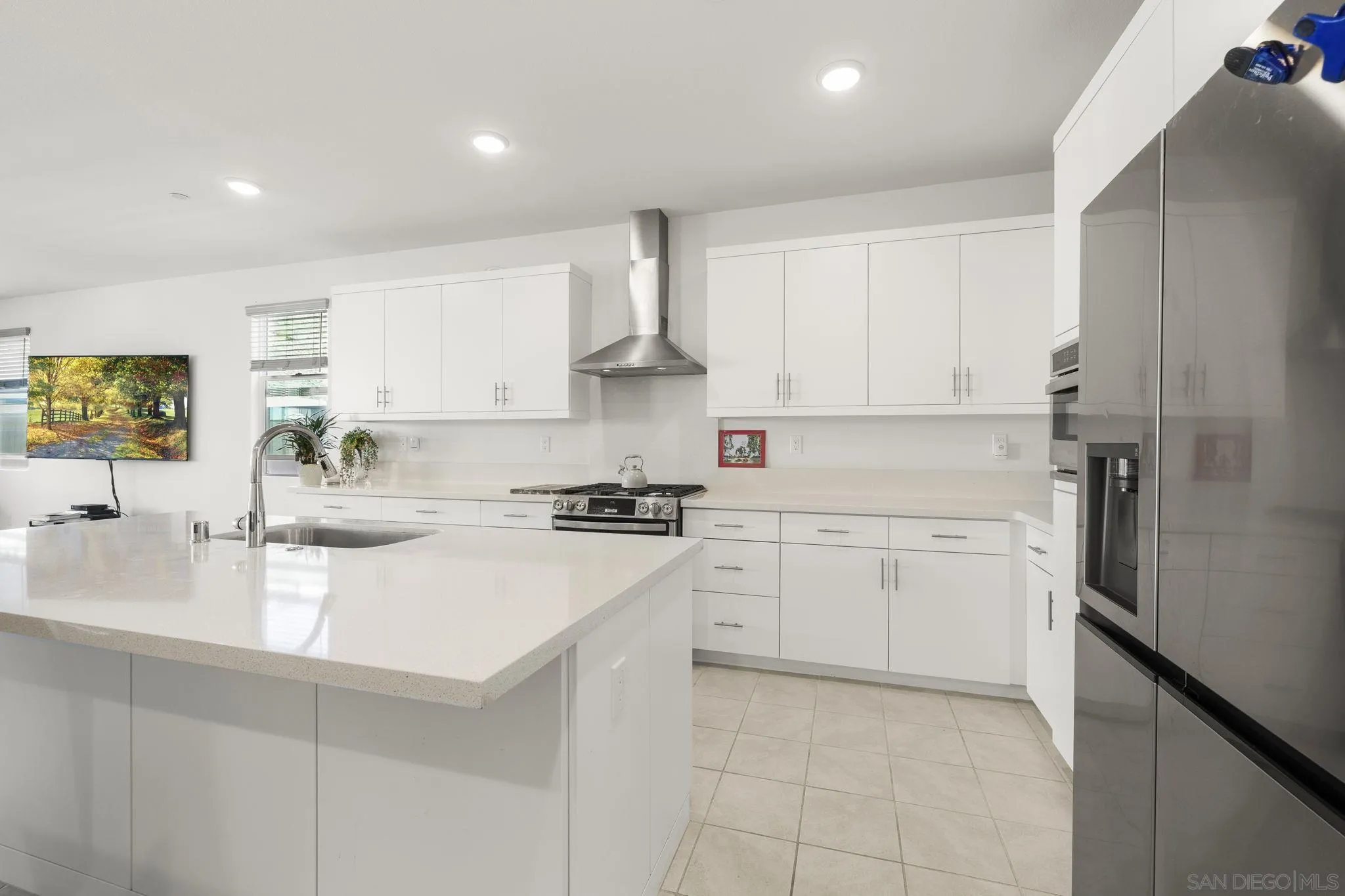 https://cdn.realtyfeed.com/cdn/127/260019590/0ec550febad1149bfbee70453c46882b.webp