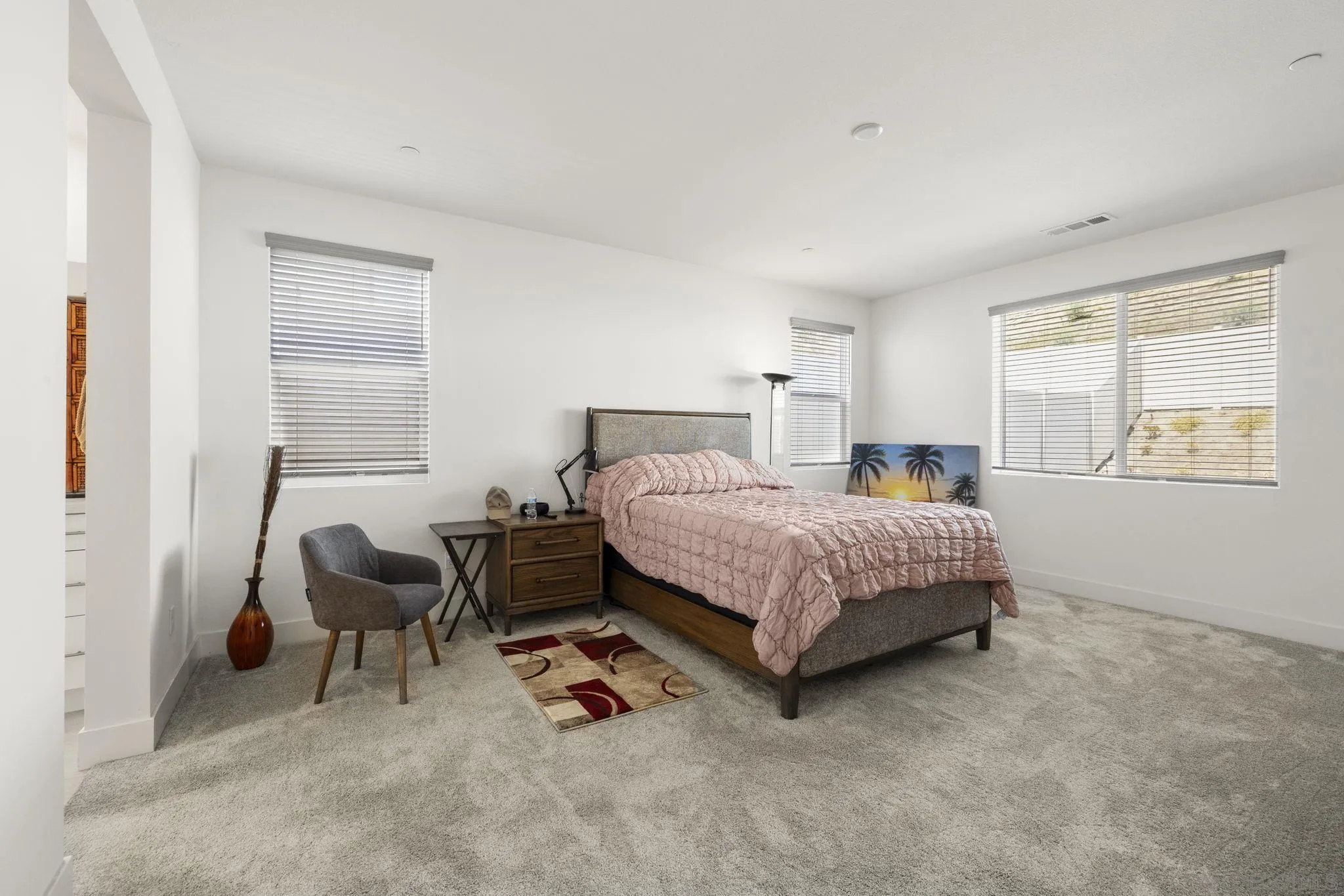 https://cdn.realtyfeed.com/cdn/127/260019590/5e98bd9ab7c3e53383d107e6991cc018.webp