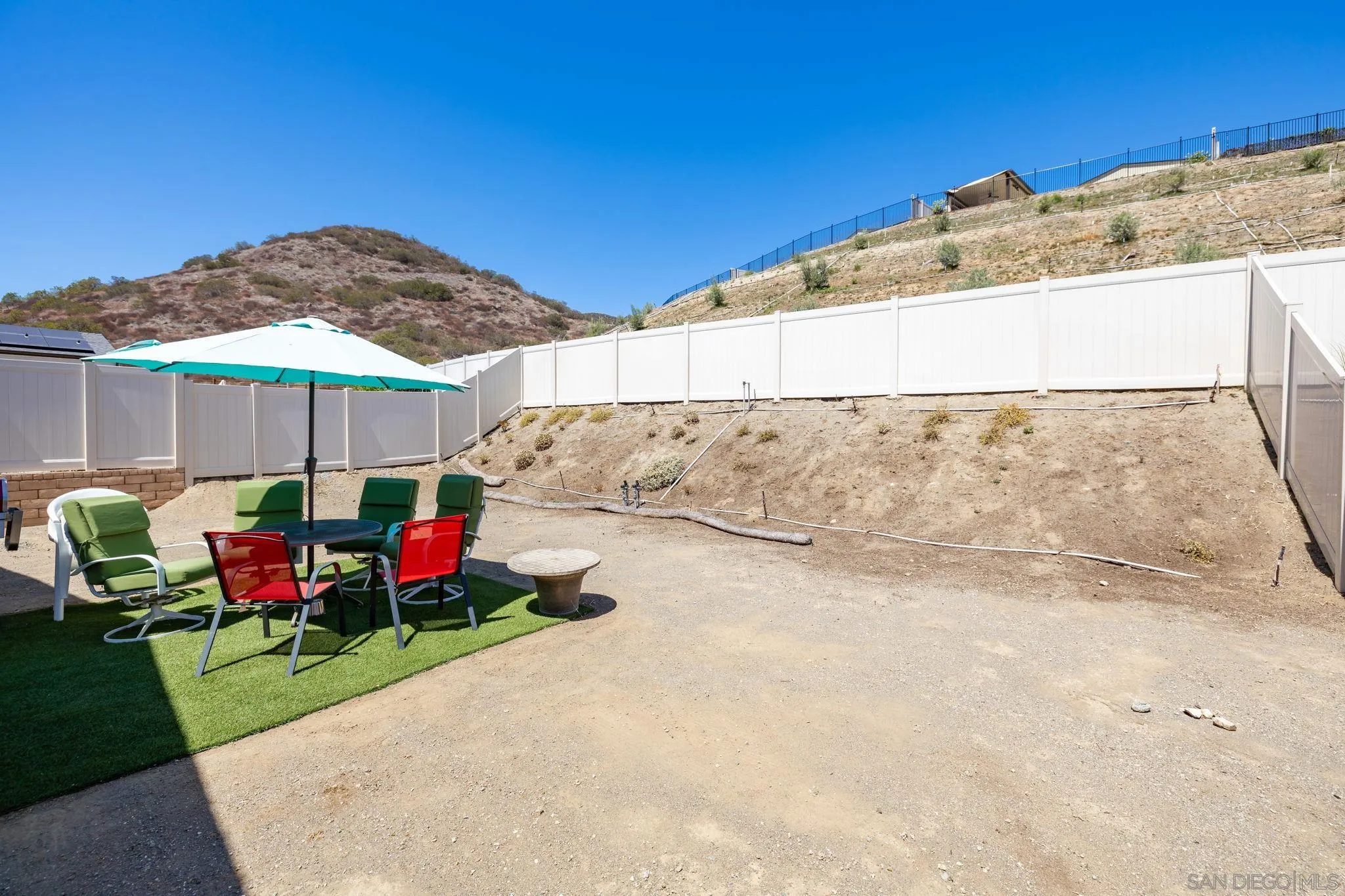 https://cdn.realtyfeed.com/cdn/127/260019590/accbf8f0ab0c0b9a84c4f25b760d4a58.webp