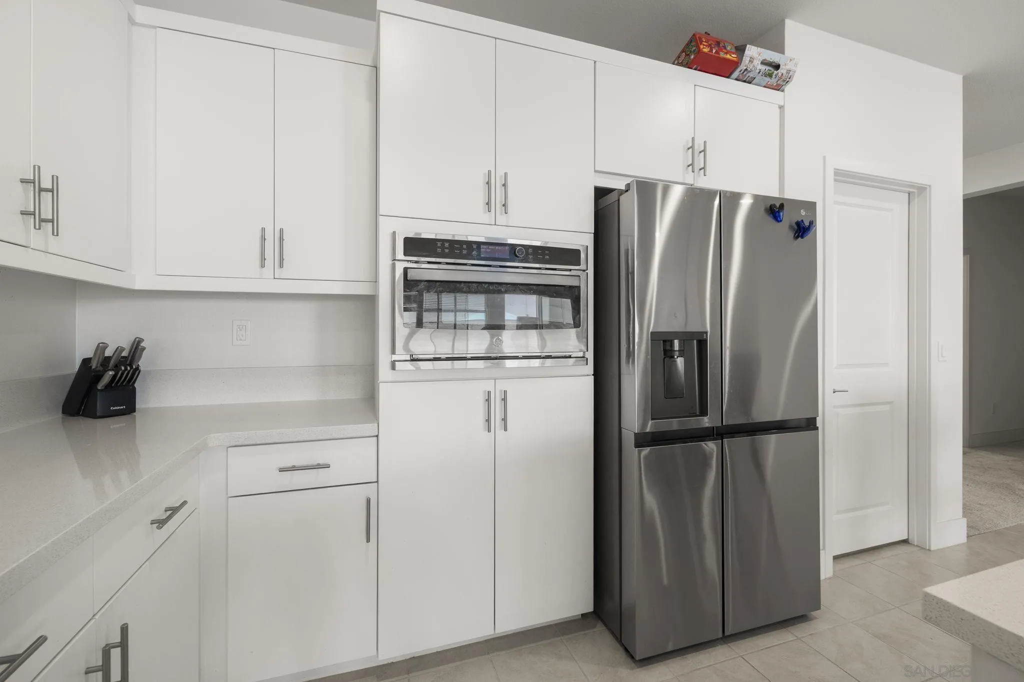 https://cdn.realtyfeed.com/cdn/127/260019590/c03df1dc177e083f9696982bedd2534d.webp