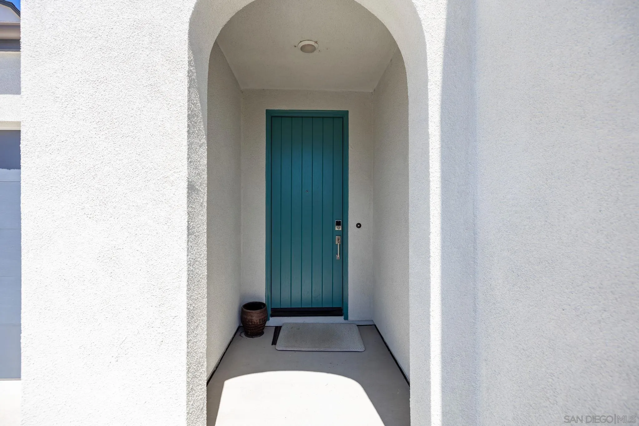 https://cdn.realtyfeed.com/cdn/127/260019590/ec69c9b37b9a241cac1b27526ce29bd8.webp