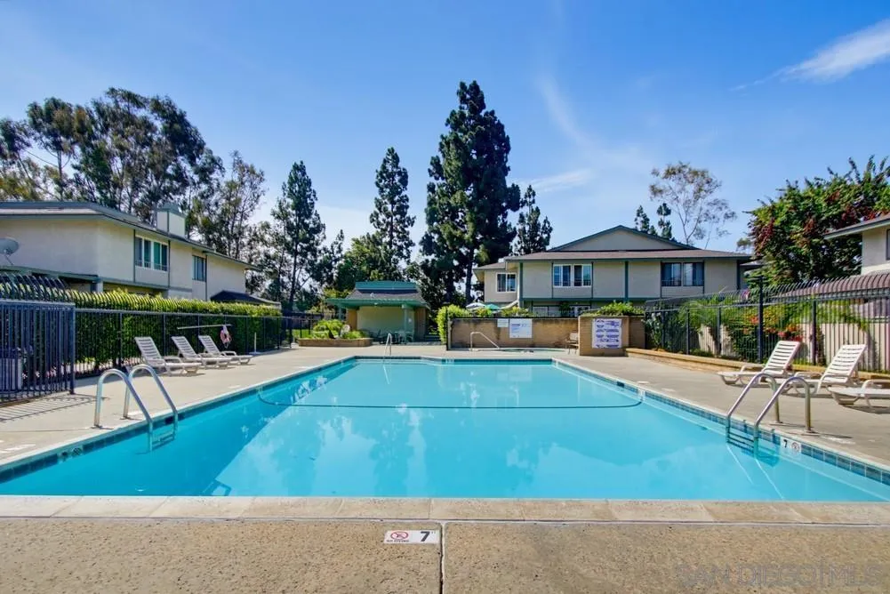 Photo #30: 260019591 Listing: Photo #30