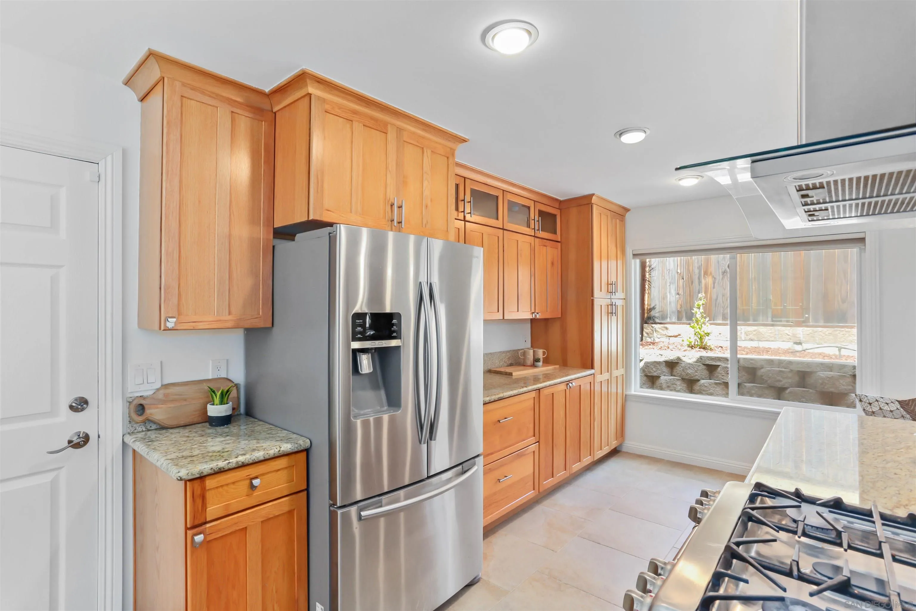 https://cdn.realtyfeed.com/cdn/127/260019592/39c7ab021ac8139b523ec76da32f1397.webp