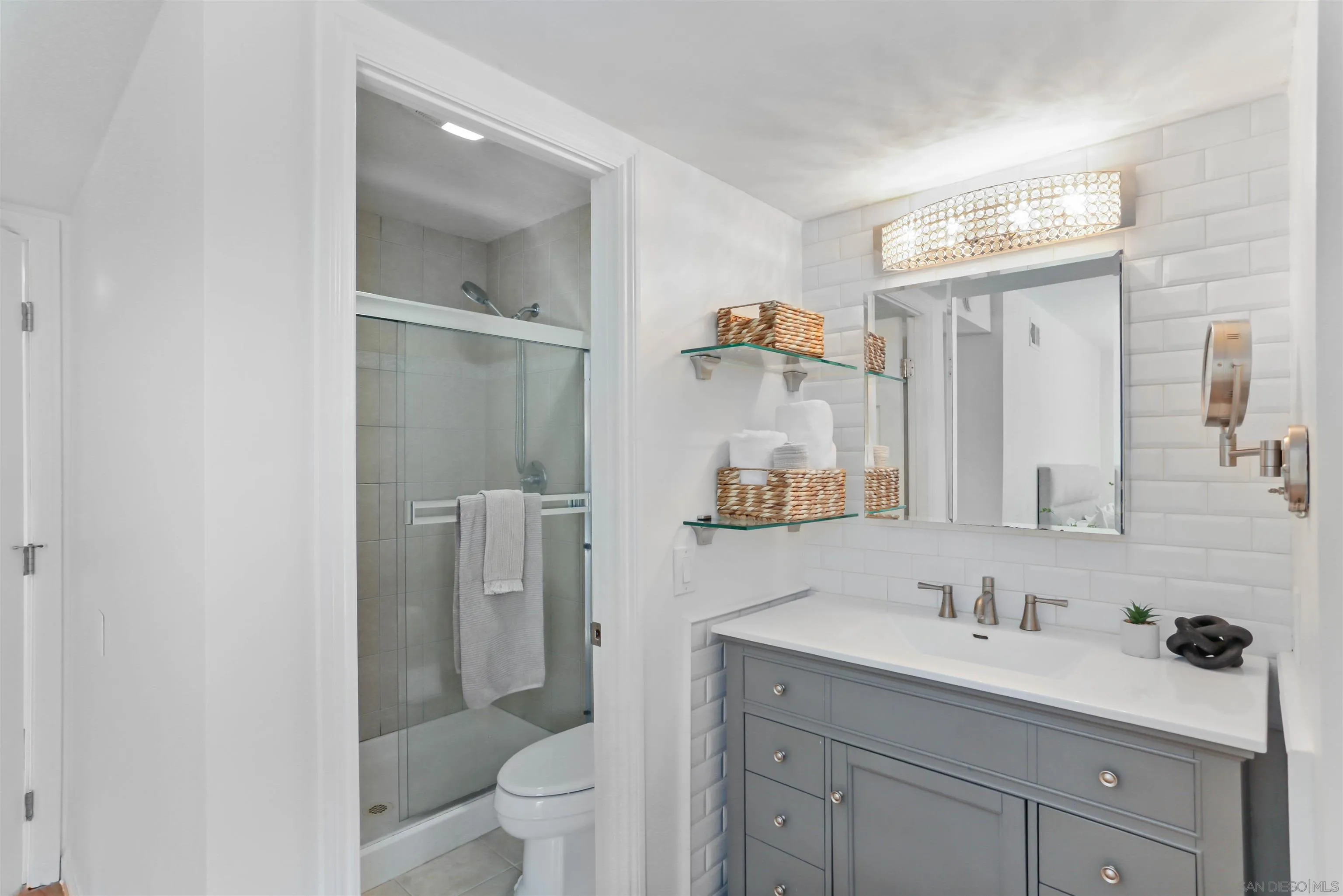 https://cdn.realtyfeed.com/cdn/127/260019592/6f61ee032feae3b6677d076df113d52b.webp