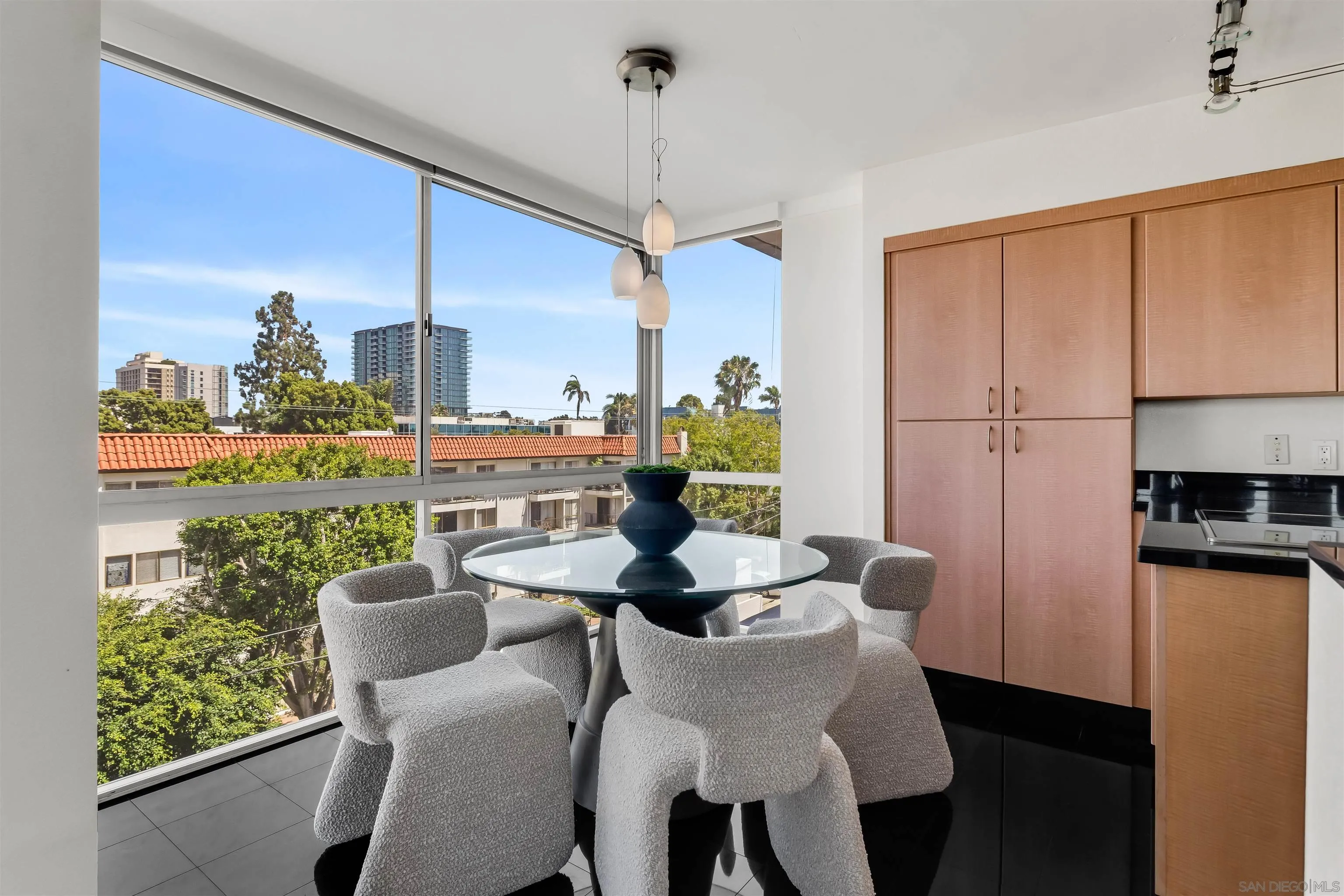 https://cdn.realtyfeed.com/cdn/127/260019593/6817caf97f083c703282236a2819a01e.webp