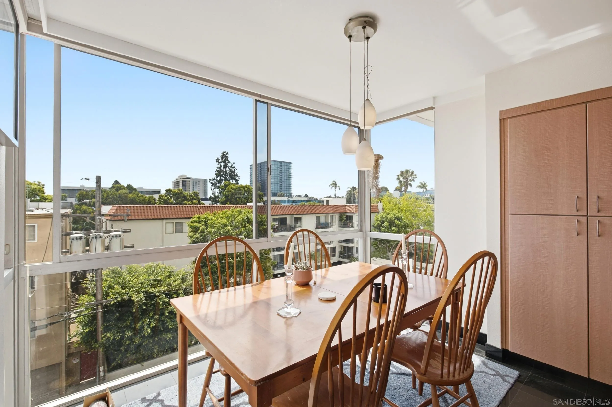 Photo #8: 260019593 Listing: Photo #8