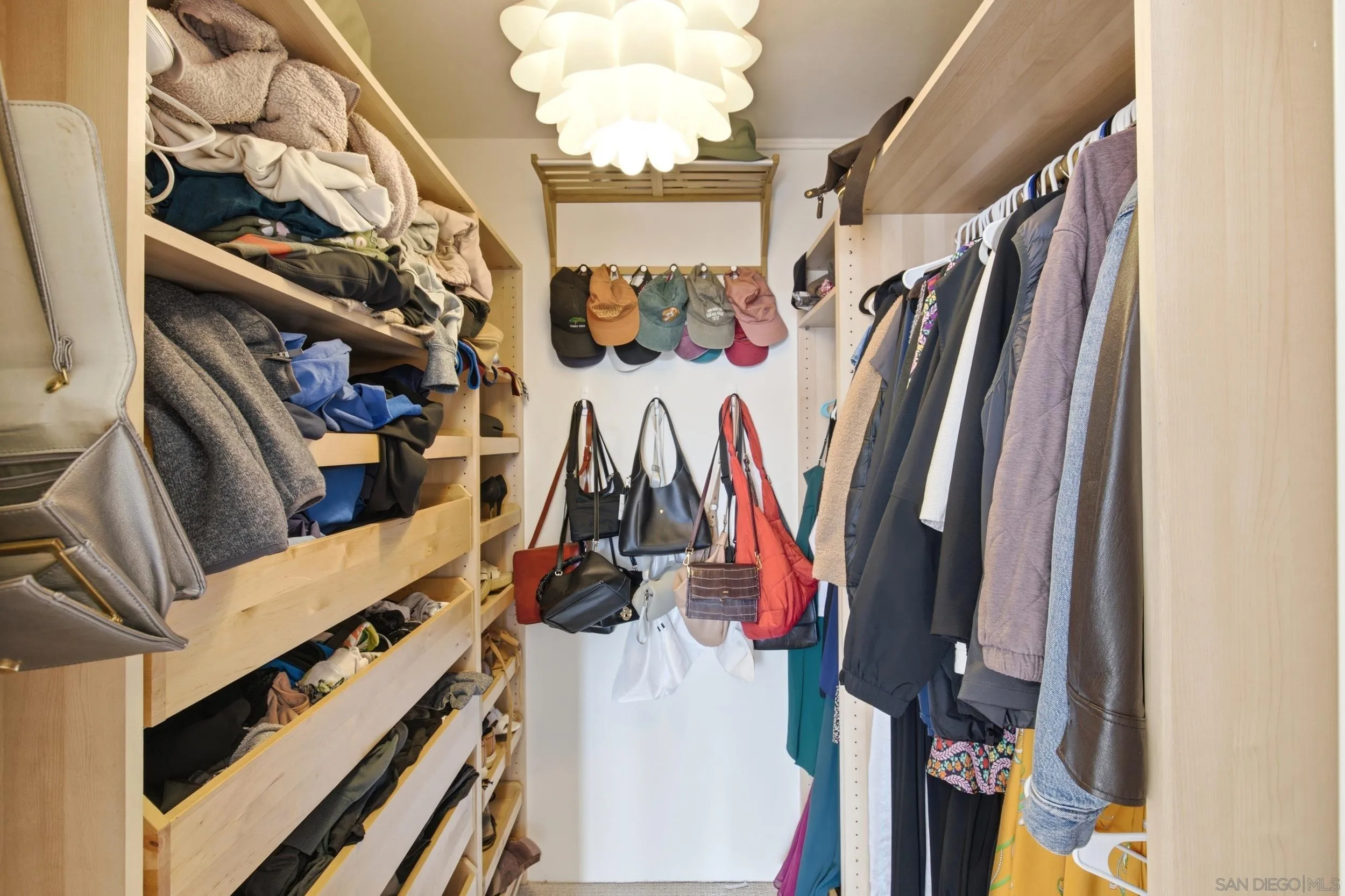 Photo #18: 260019593 Listing: Photo #18