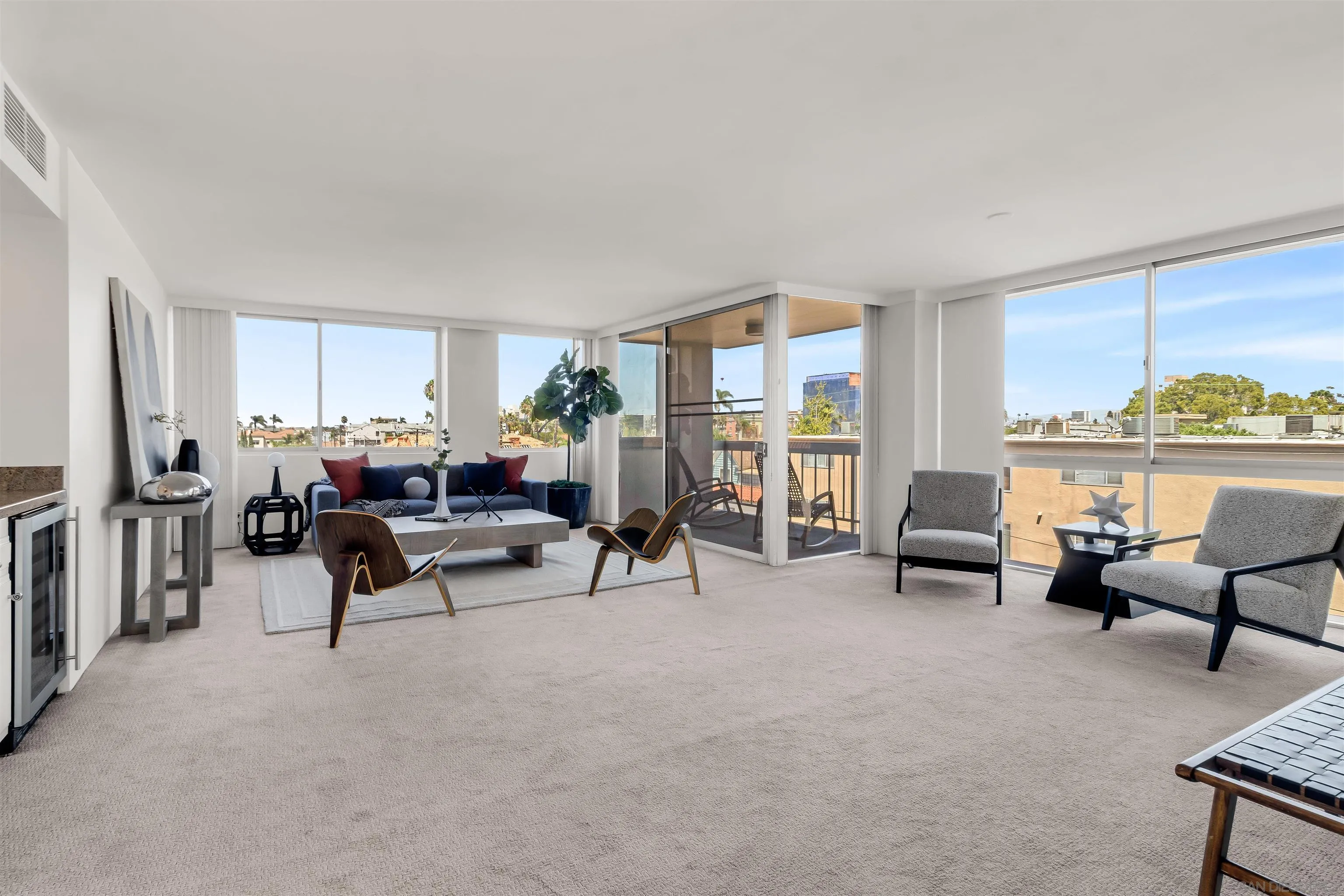 https://cdn.realtyfeed.com/cdn/127/260019593/ef7303976d31e17eae9d9cf36e7950b1.webp