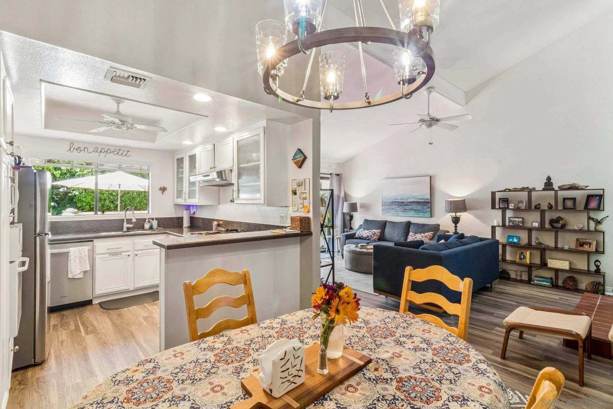 Photo #12: 260019597 Listing: Photo #12